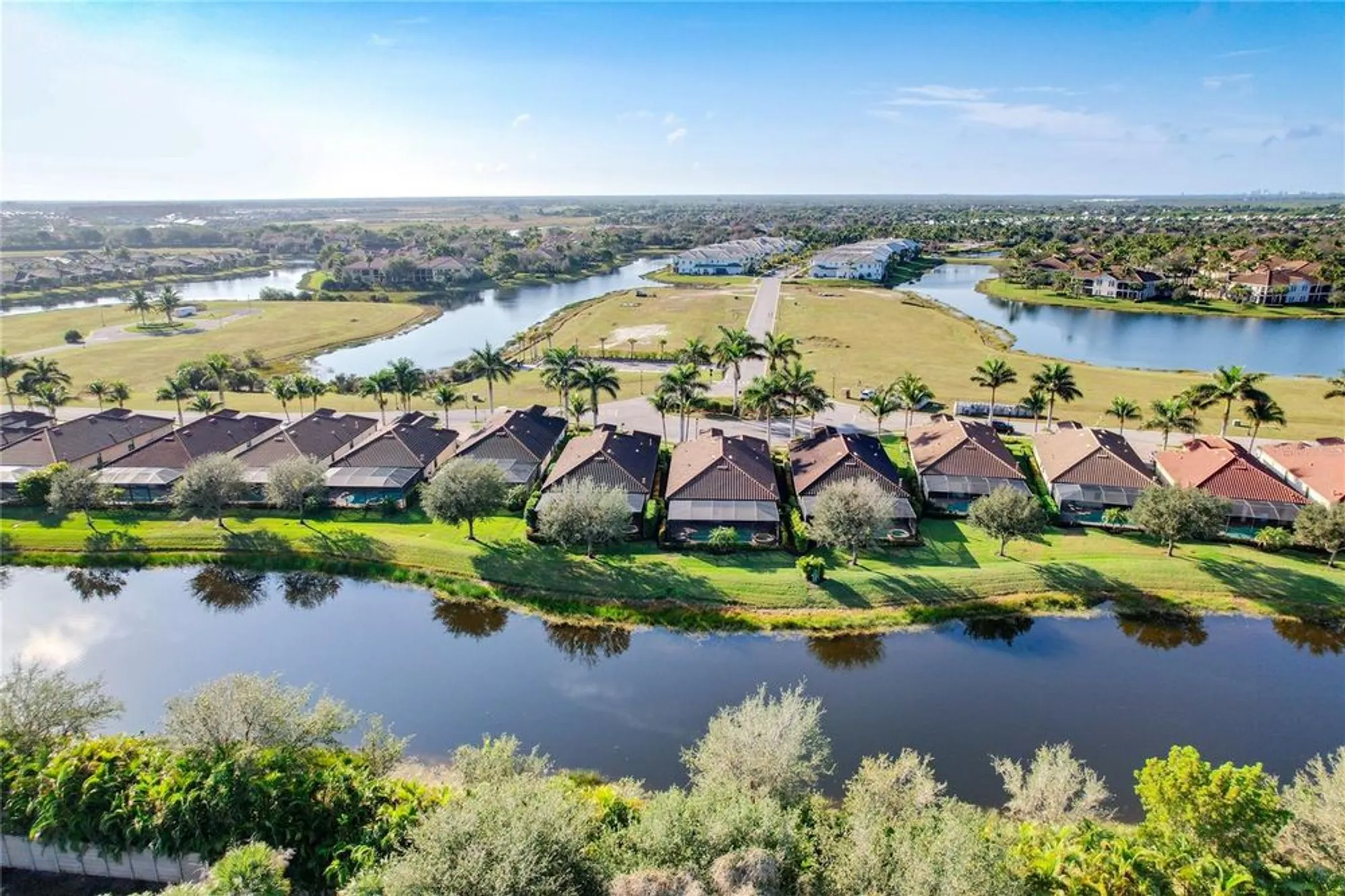 Property Slideshow image 60 of 61 | 2902 aviamar cir, Naples, FL, 34114