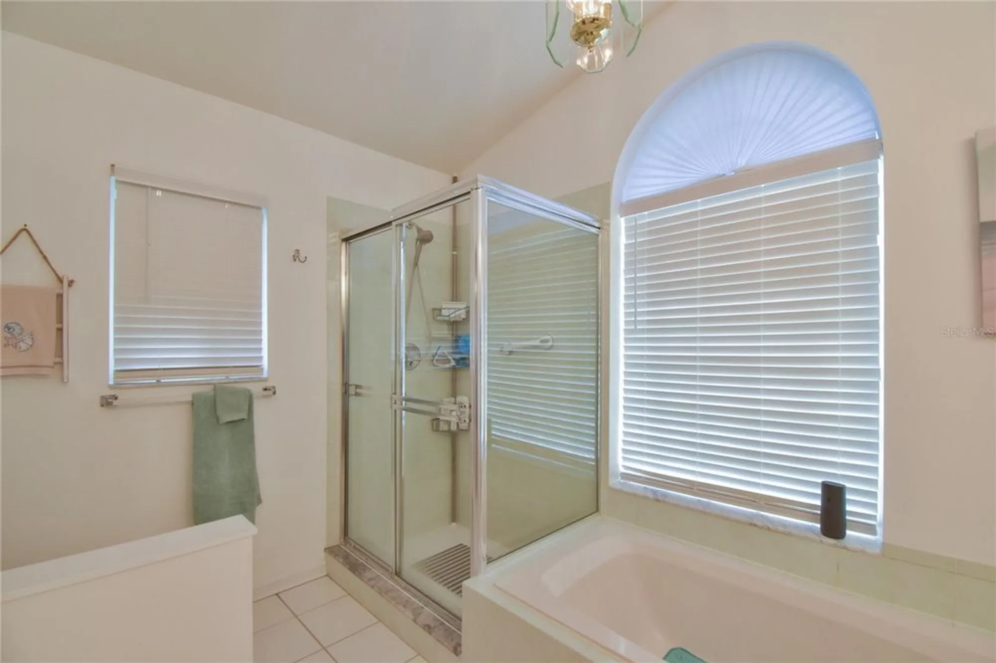 Property Slideshow image 15 of 36 | 5366 nw 21st loop, Ocala, FL, 34482