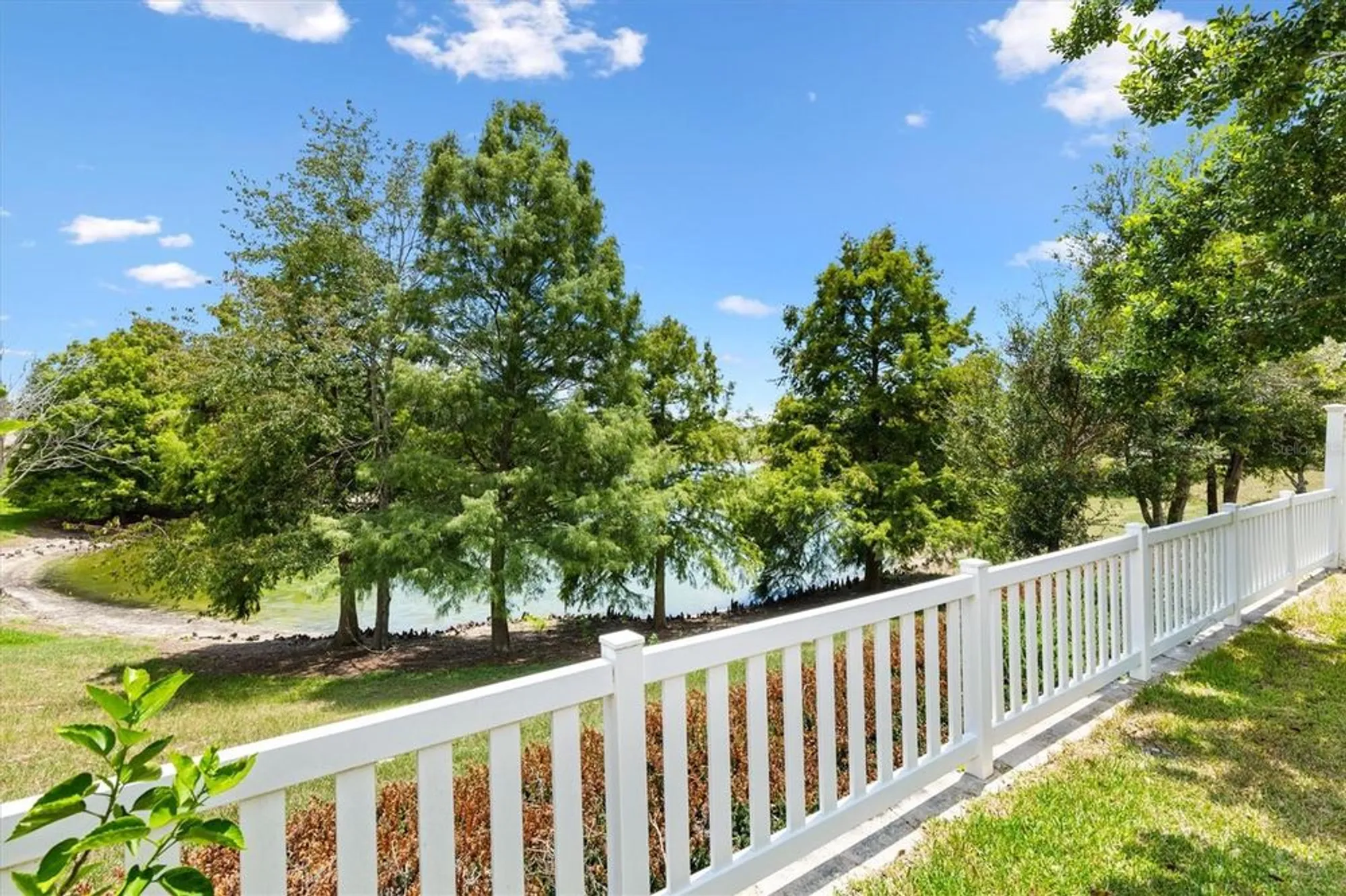 Property Slideshow image 5 of 39 | 16615 se 85th langham ct, The Villages, FL, 32162