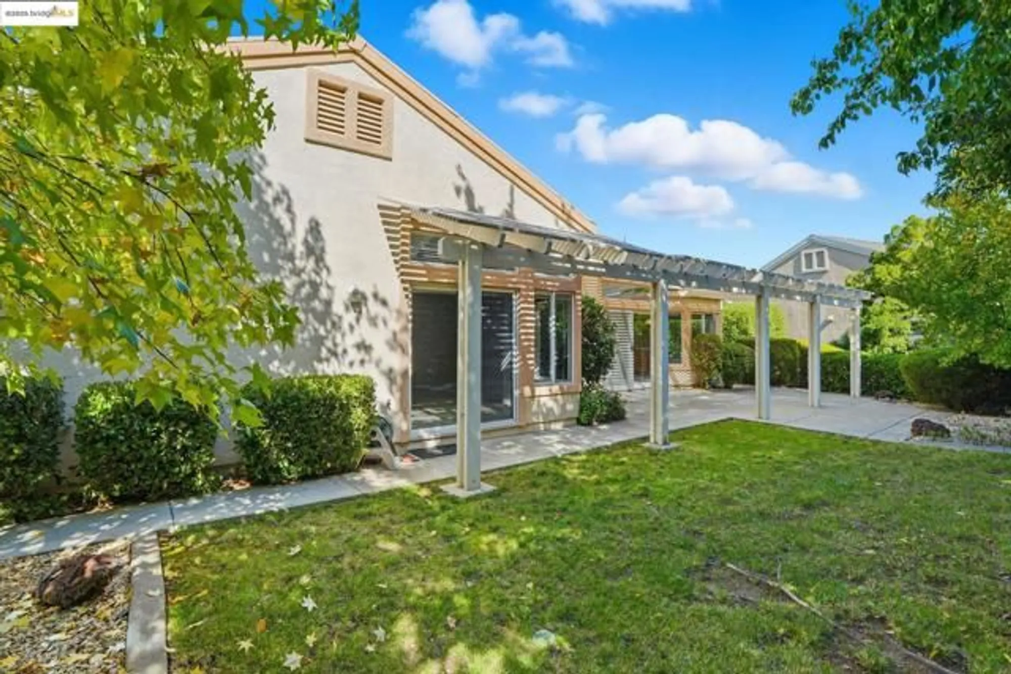 Property Slideshow image 37 of 52 | 84 spencer way, Brentwood, CA, 94513