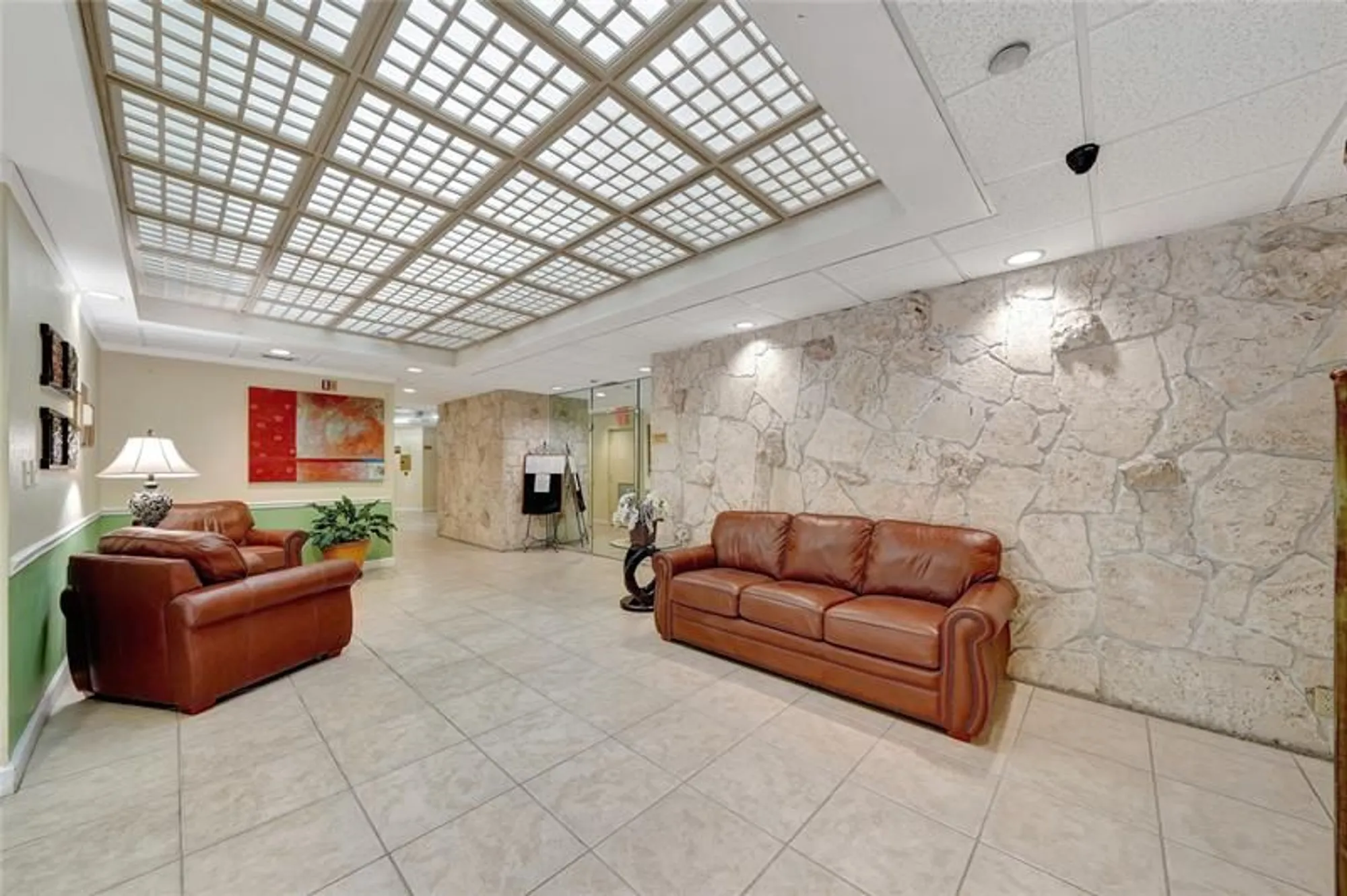 Property Slideshow image 40 of 53 | 1100 saint charles pl 708, Pembroke Pines, FL, 33026