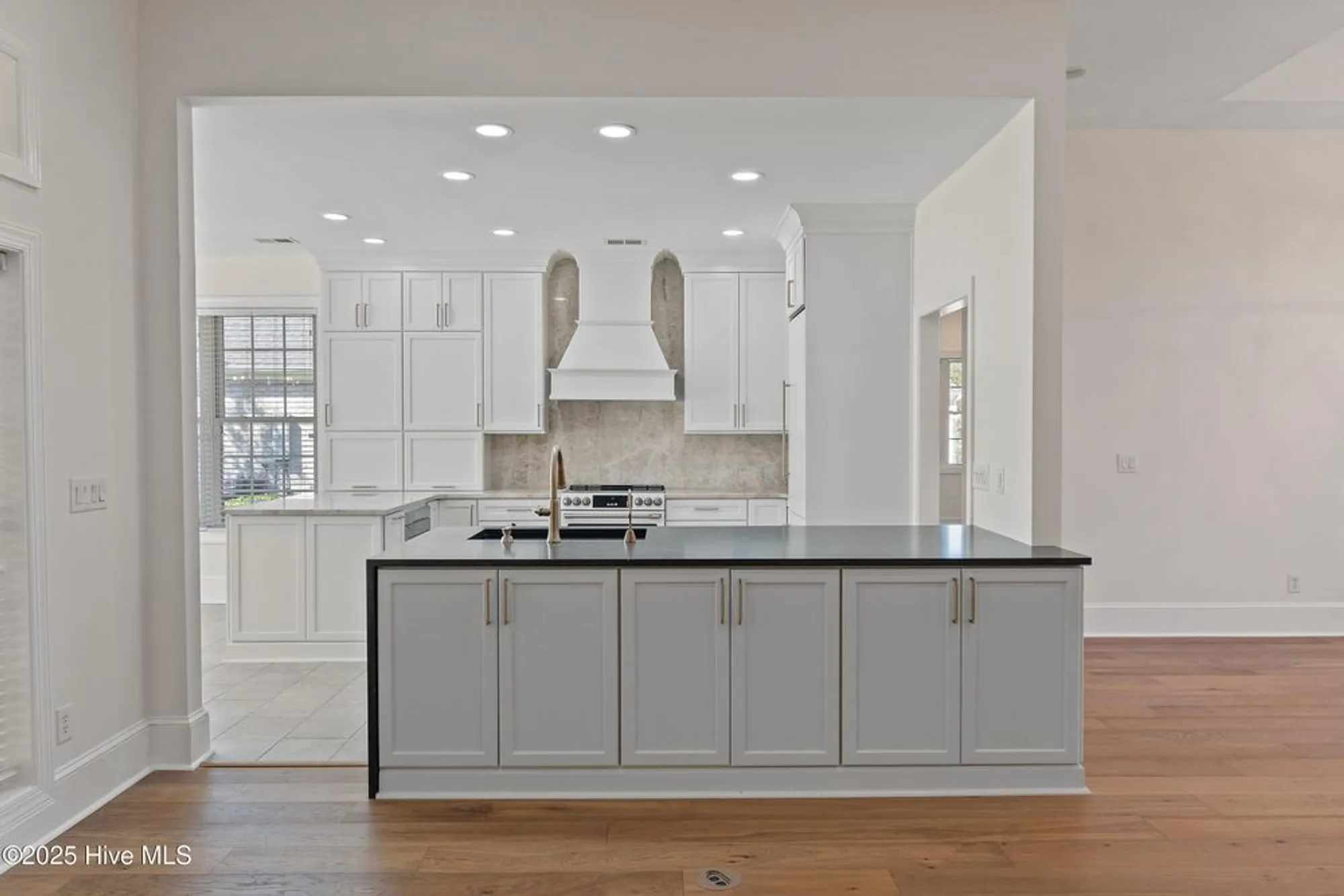 Property Slideshow image 31 of 71 | 191 s middleton dr, Calabash, NC, 28467