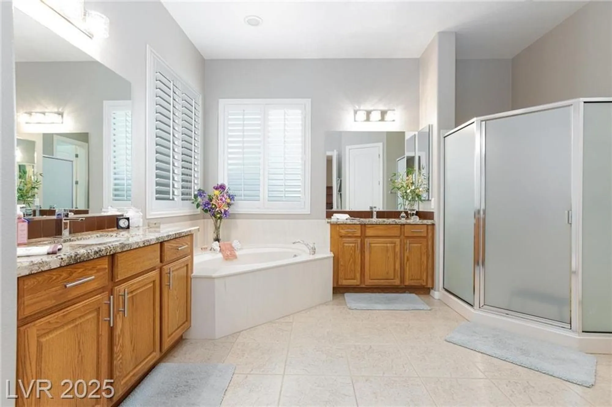 Property Slideshow image 21 of 43 | 2120 twin falls dr, Henderson, NV, 89044