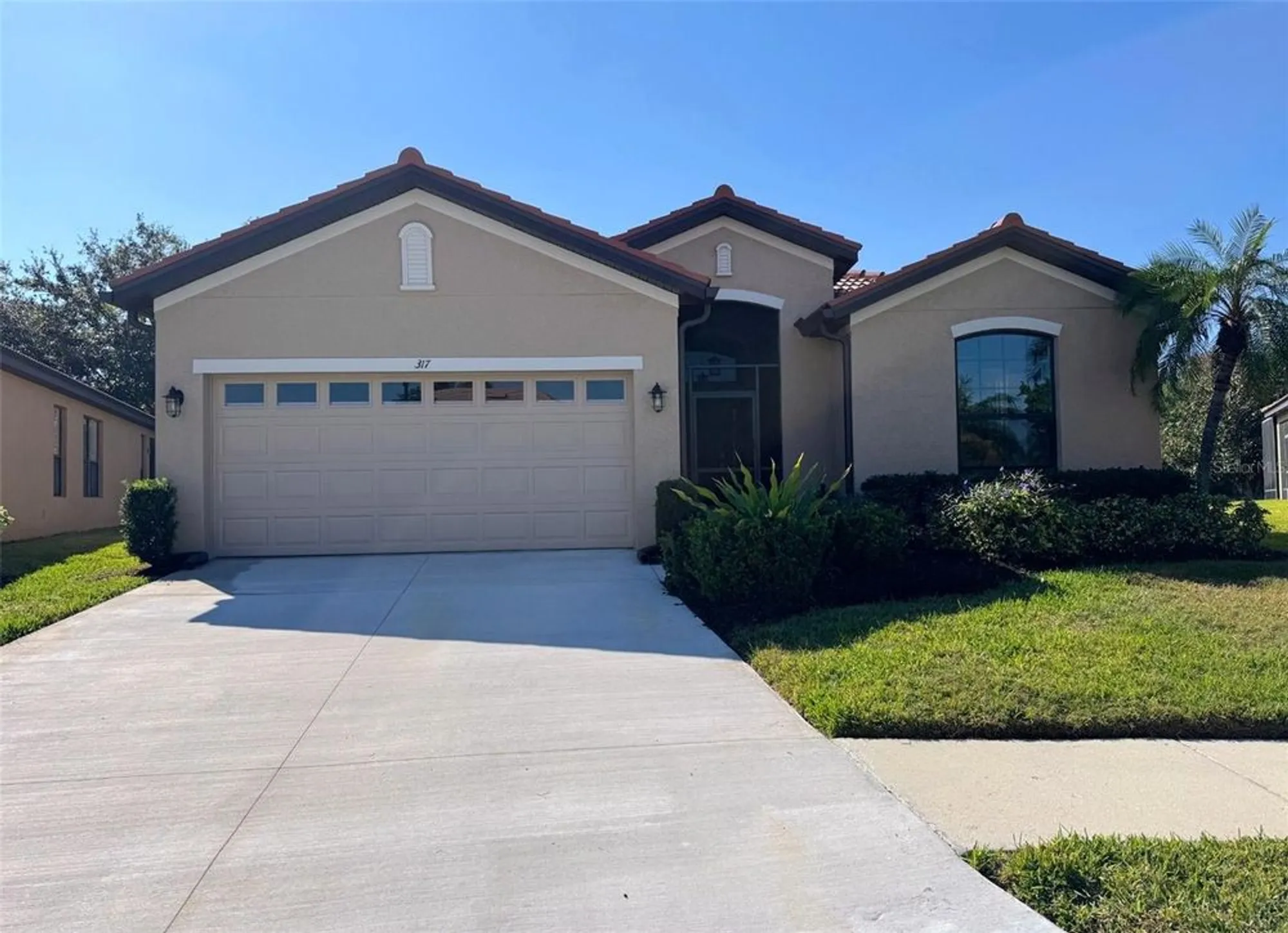 Property Slideshow image 1 of 3 | 317 silver falls dr, Apollo Beach, FL, 33572