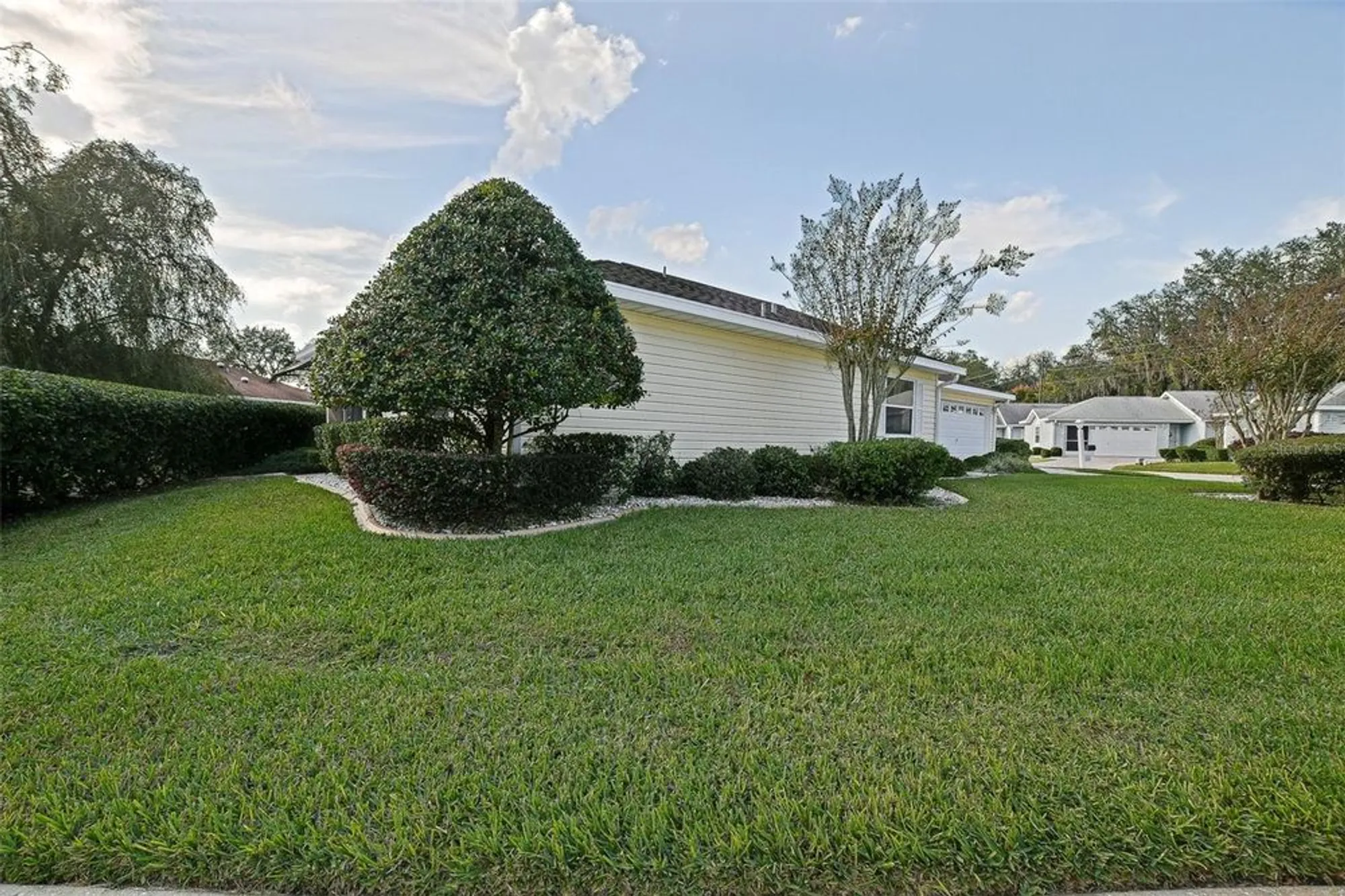 Property Slideshow image 4 of 27 | 10046 se 175th st, Summerfield, FL, 34491