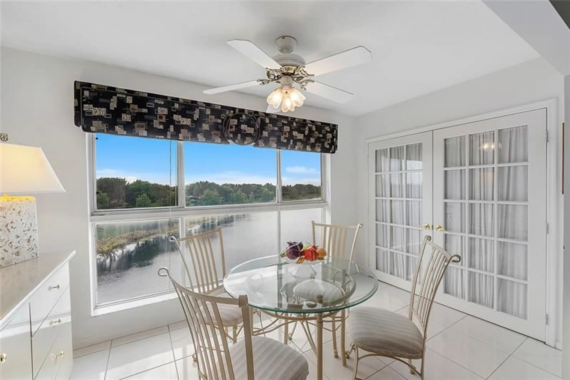 Property Slideshow image 9 of 27 | 5746 crystal shores dr 402, Boynton Beach, FL, 33437