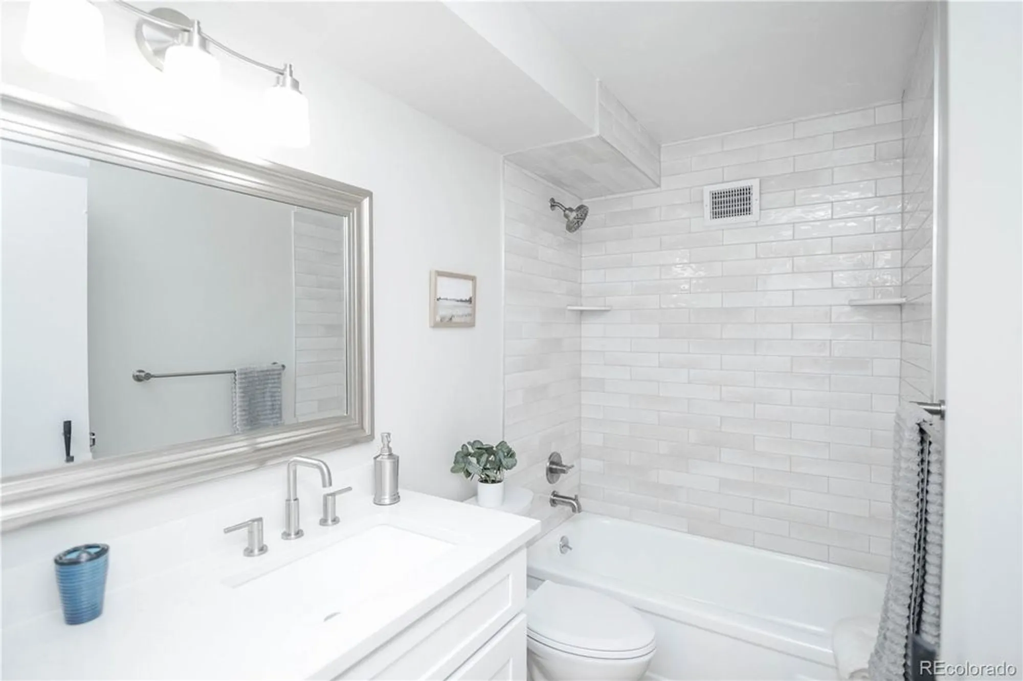 Property Slideshow image 21 of 34 | 9155 e center ave 4b, Denver, CO, 80247