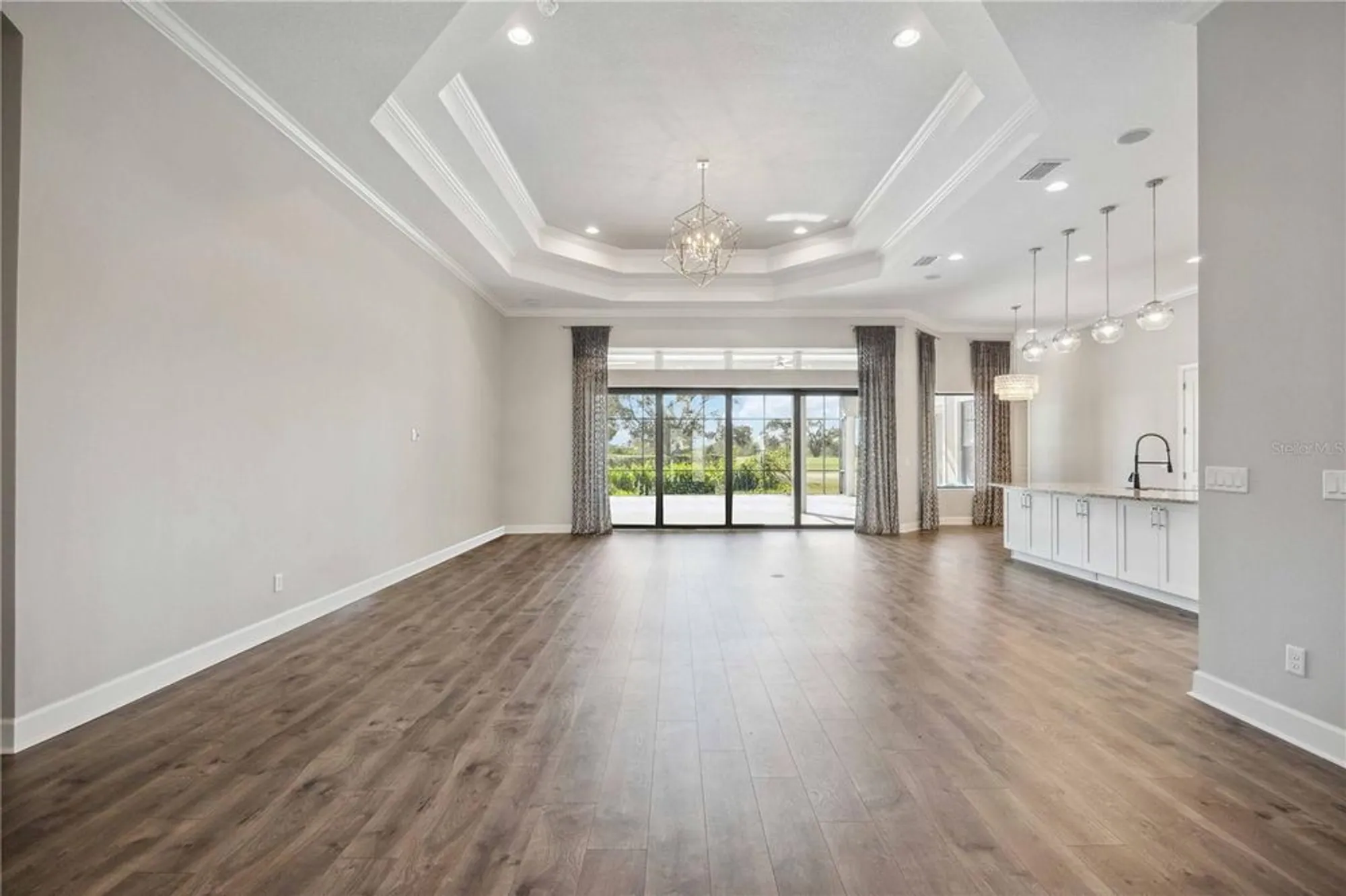 Property Slideshow image 18 of 62 | 4744 benito ct, Bradenton, FL, 34211