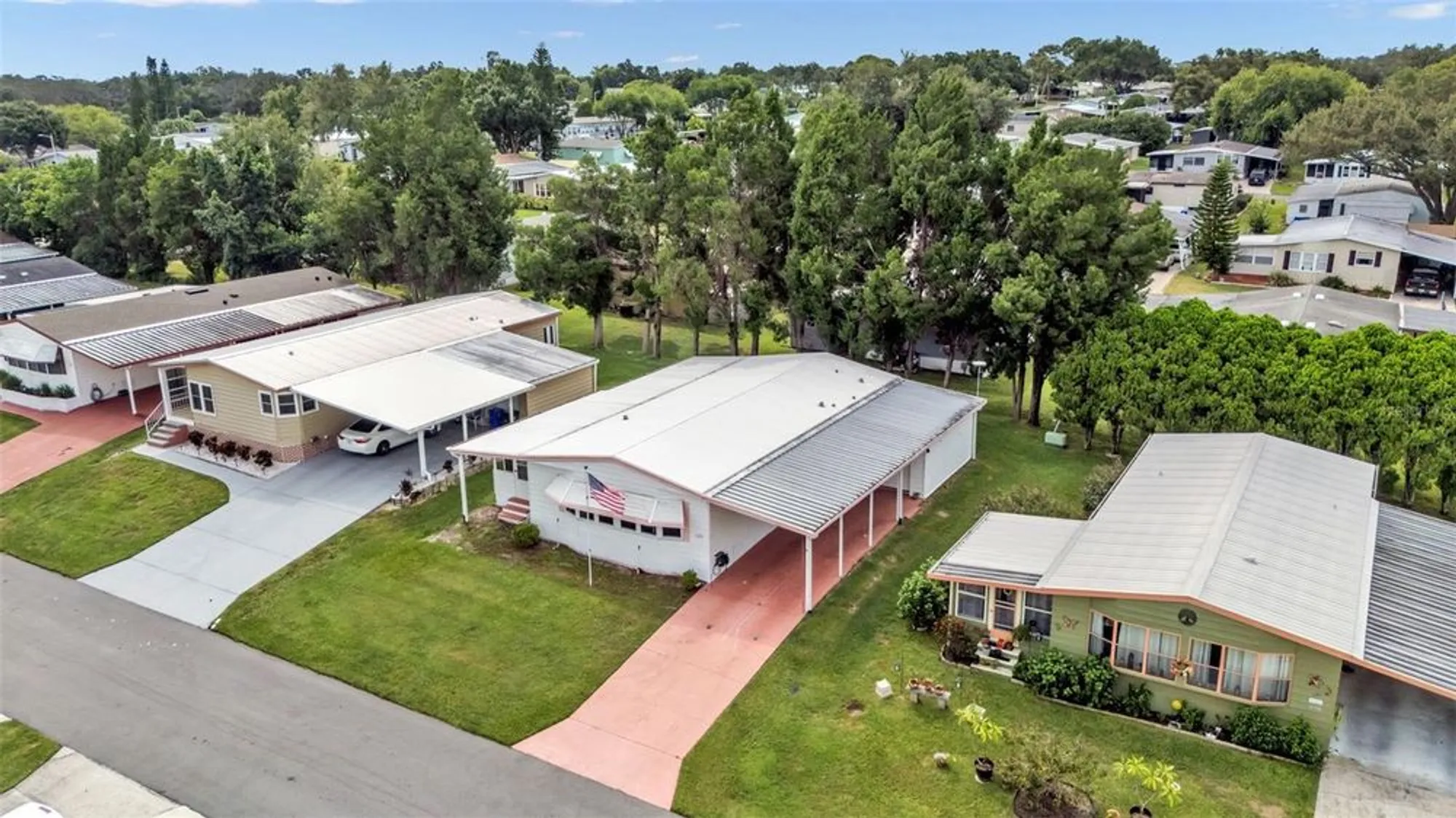 Property Slideshow image 42 of 52 | 1620 foxway dr, Lakeland, FL, 33810