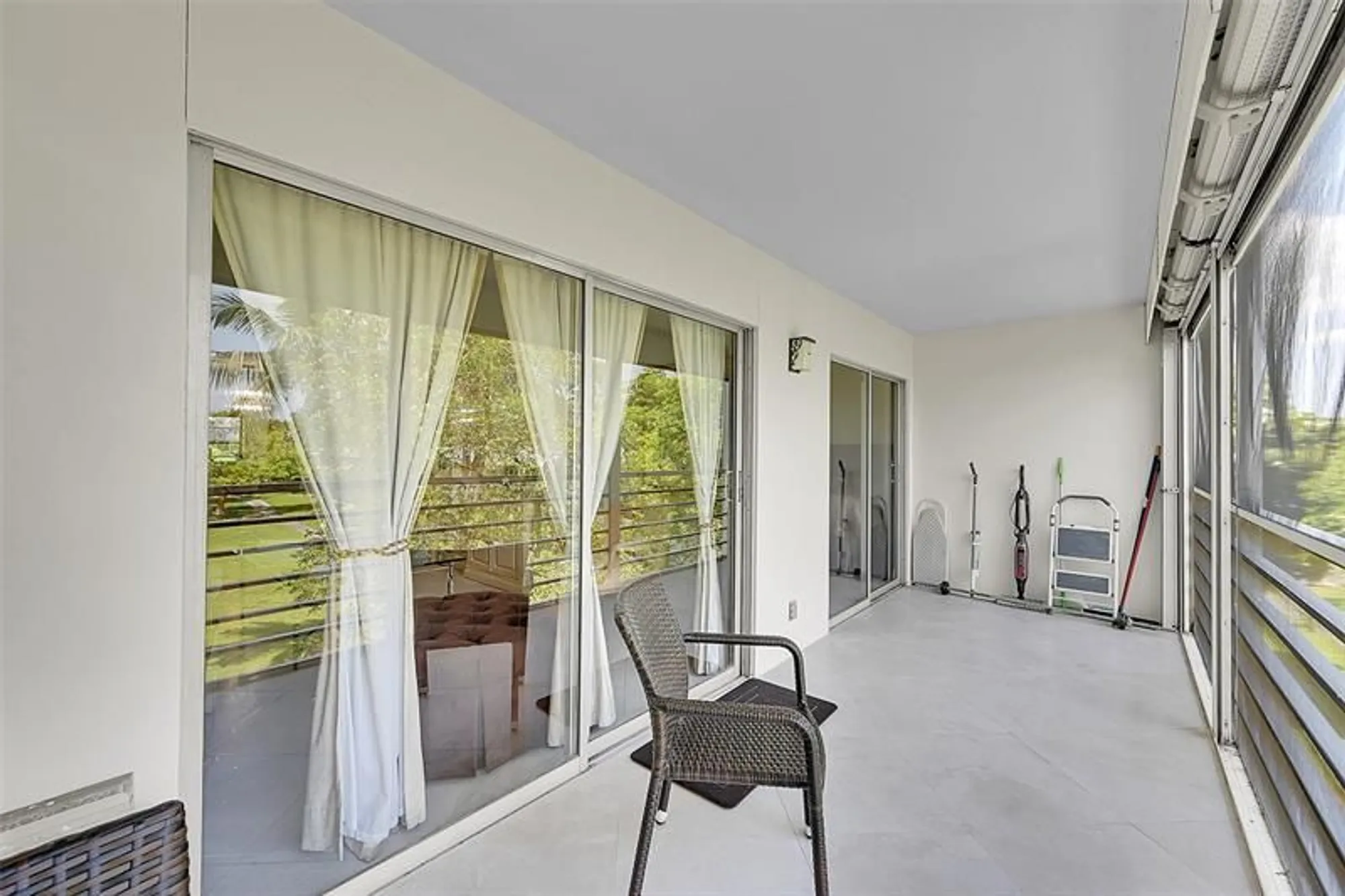 Property Slideshow image 24 of 43 | 2804 victoria way c3, Coconut Creek, FL, 33066