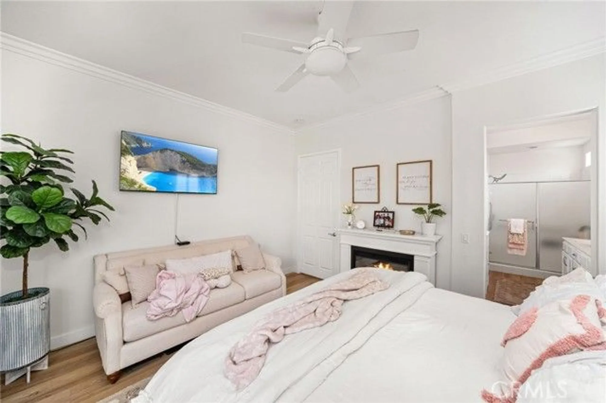 Property Slideshow image 16 of 44 | 24160 augusta dr, Corona, CA, 92883