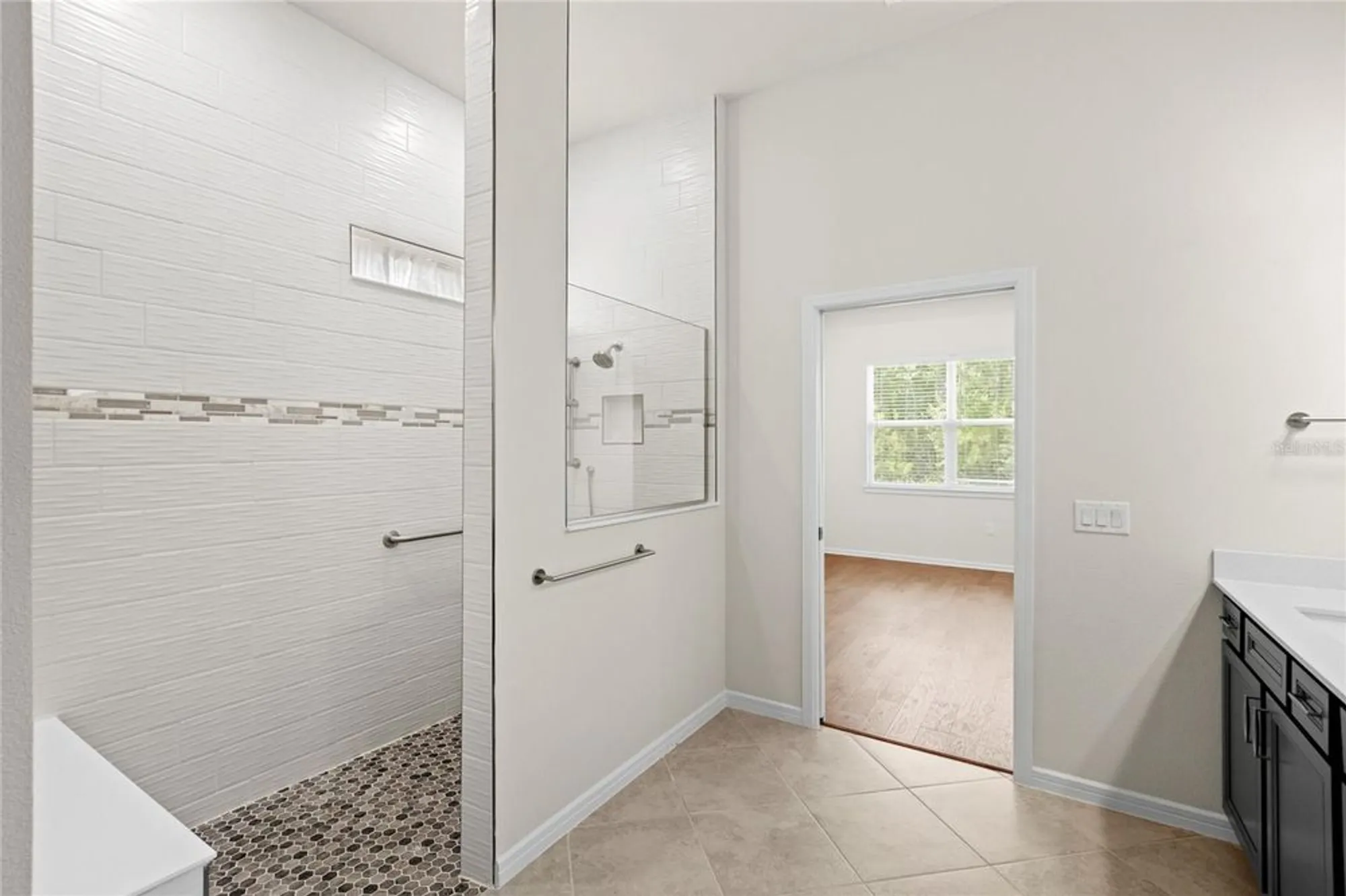 Property Slideshow image 27 of 52 | 15084 canopy cover dr, Winter Garden, FL, 34787