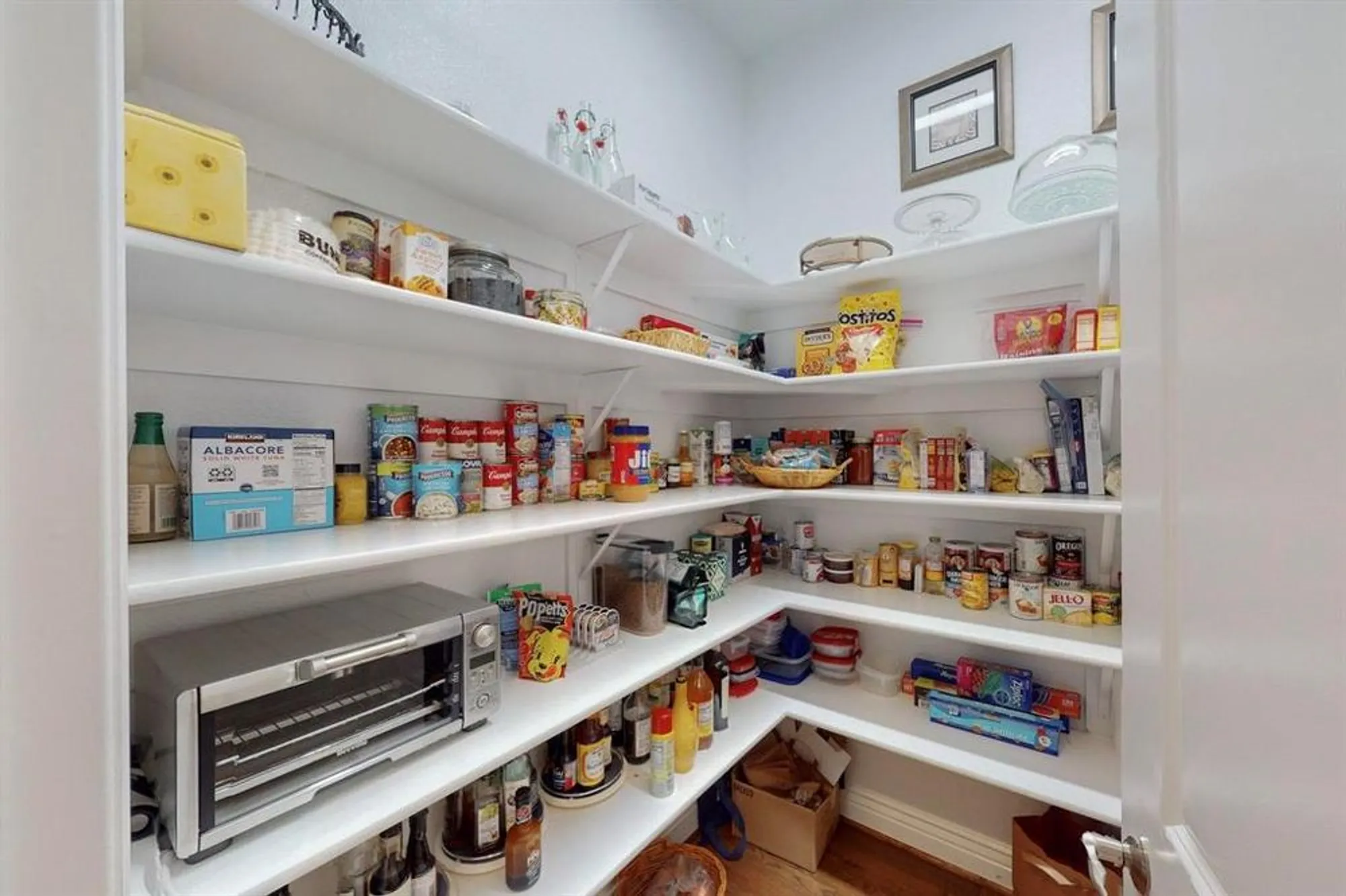 Property Slideshow image 19 of 40 | 11013 cartwright dr, Denton, TX, 76207