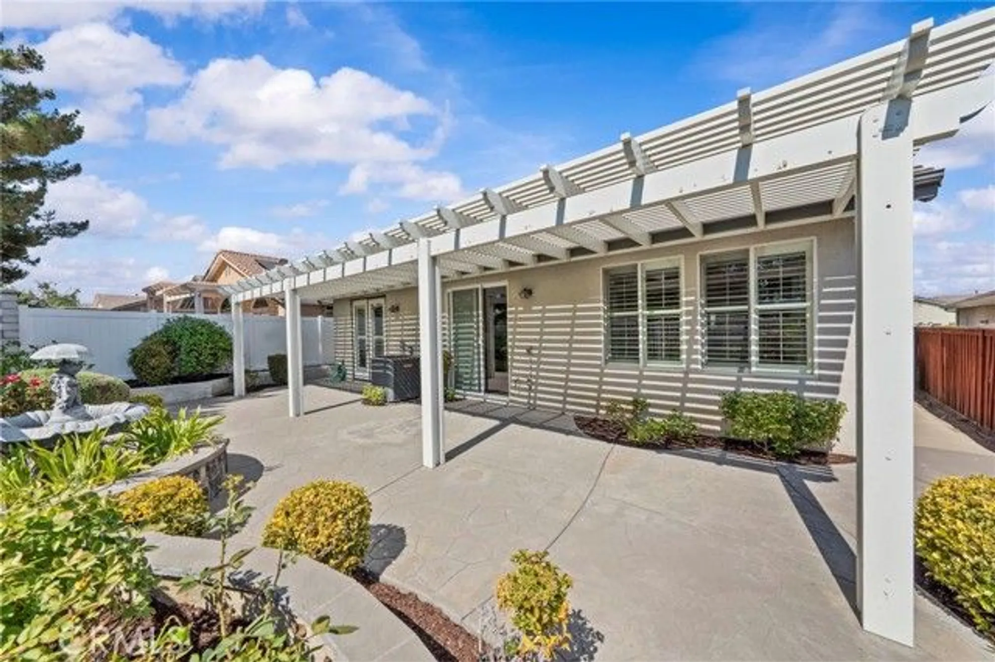 Property Slideshow image 35 of 71 | 39463 napa creek dr, Murrieta, CA, 92563
