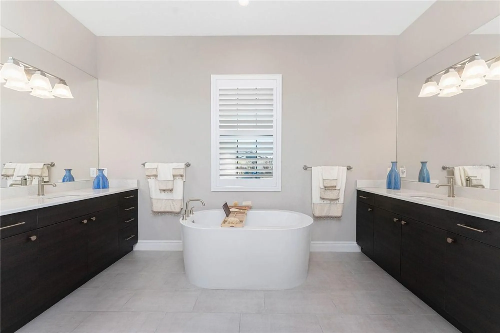 Property Slideshow image 48 of 96 | 10628 nicklaus ct, Englewood, FL, 34223