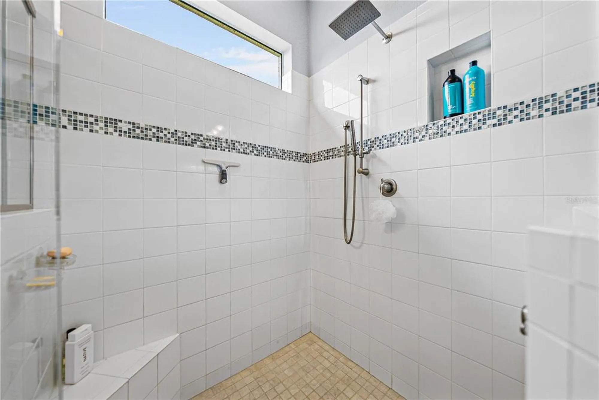 Property Slideshow image 35 of 99 | 6165 pebble beach blvd, Winter Haven, FL, 33884