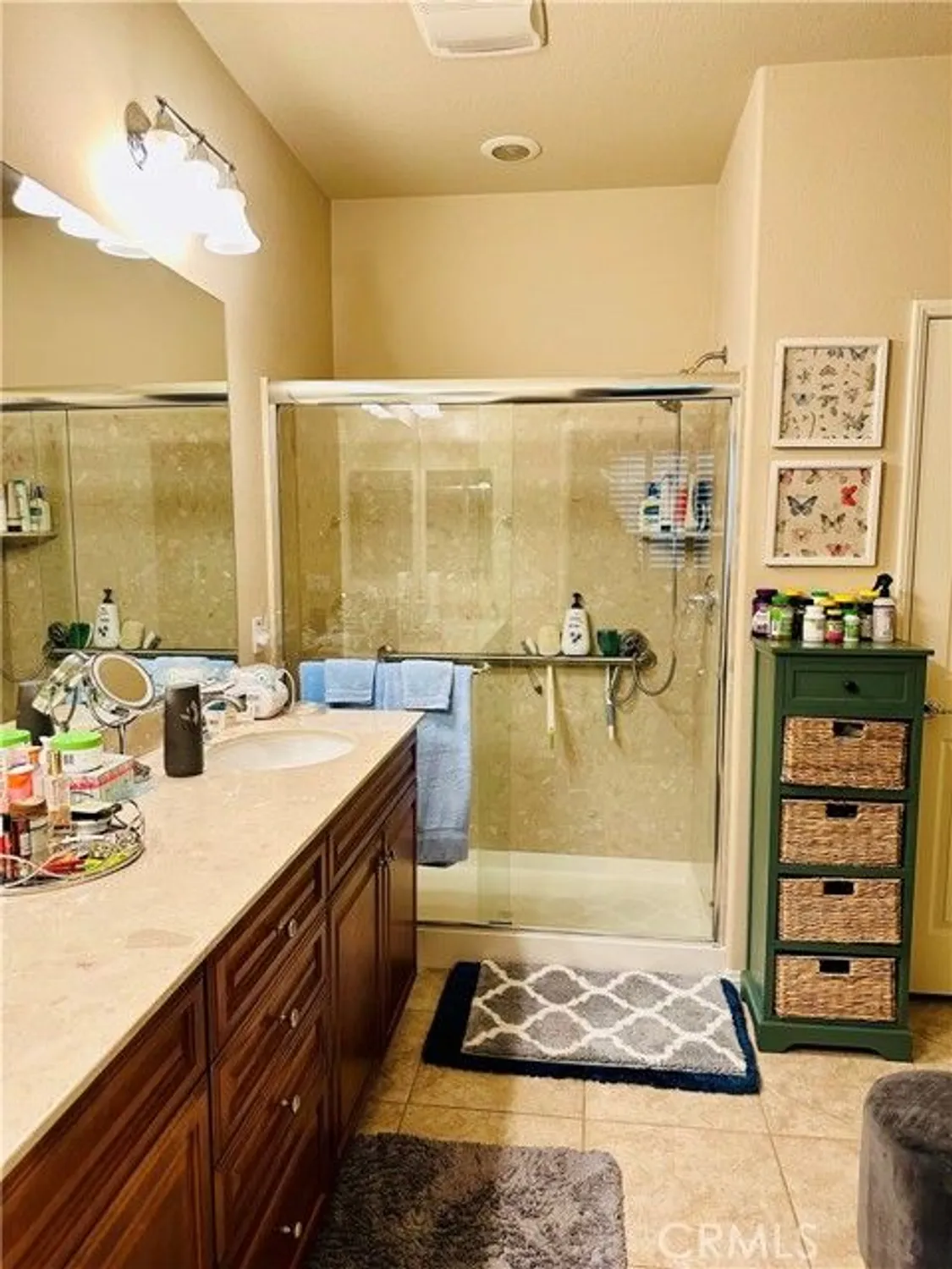 Property Slideshow image 16 of 30 | 19369 glaslyn ct, Apple Valley, CA, 92308