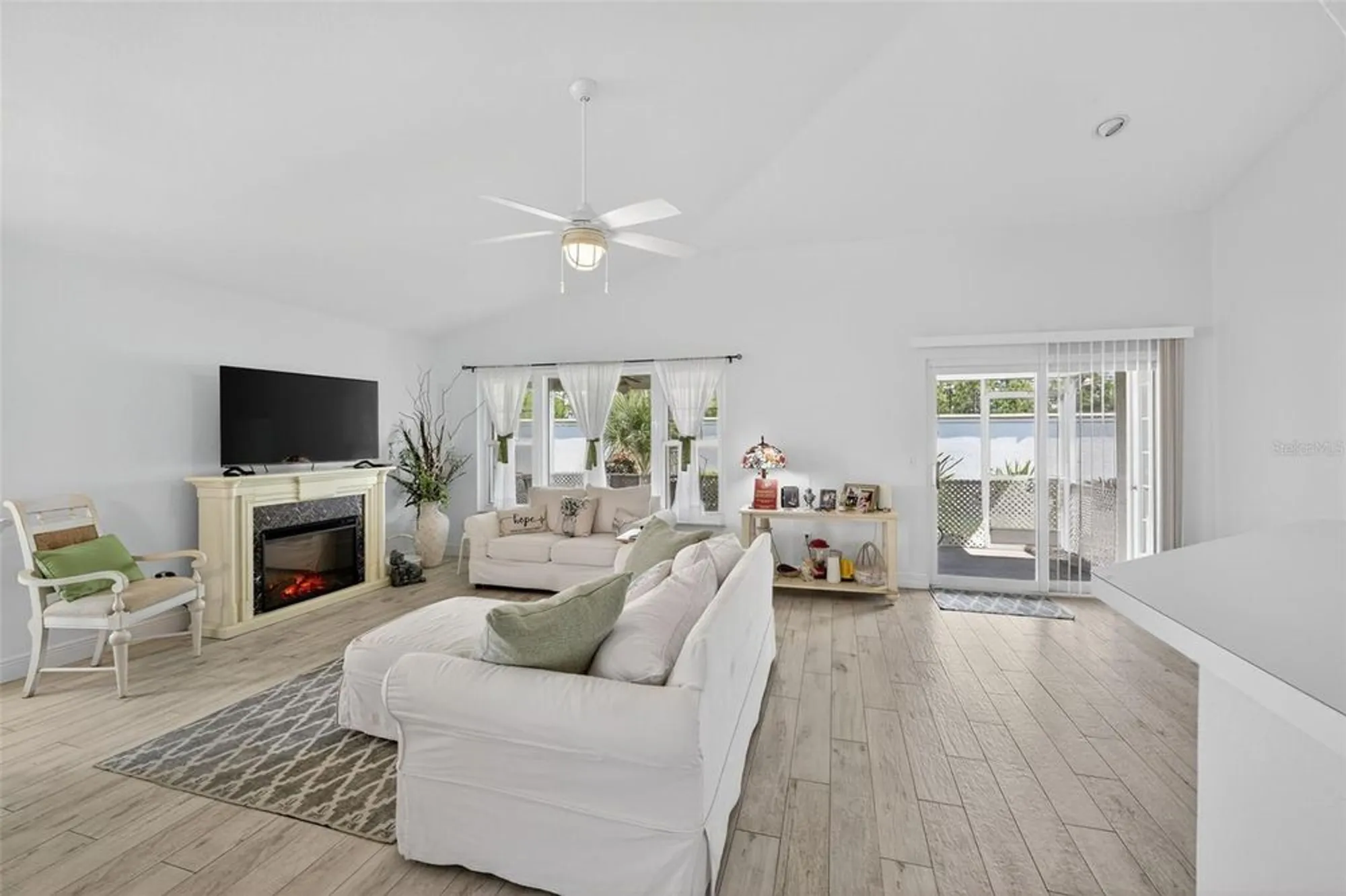 Property Slideshow image 22 of 75 | 2070 king tarpon dr, Punta Gorda, FL, 33955