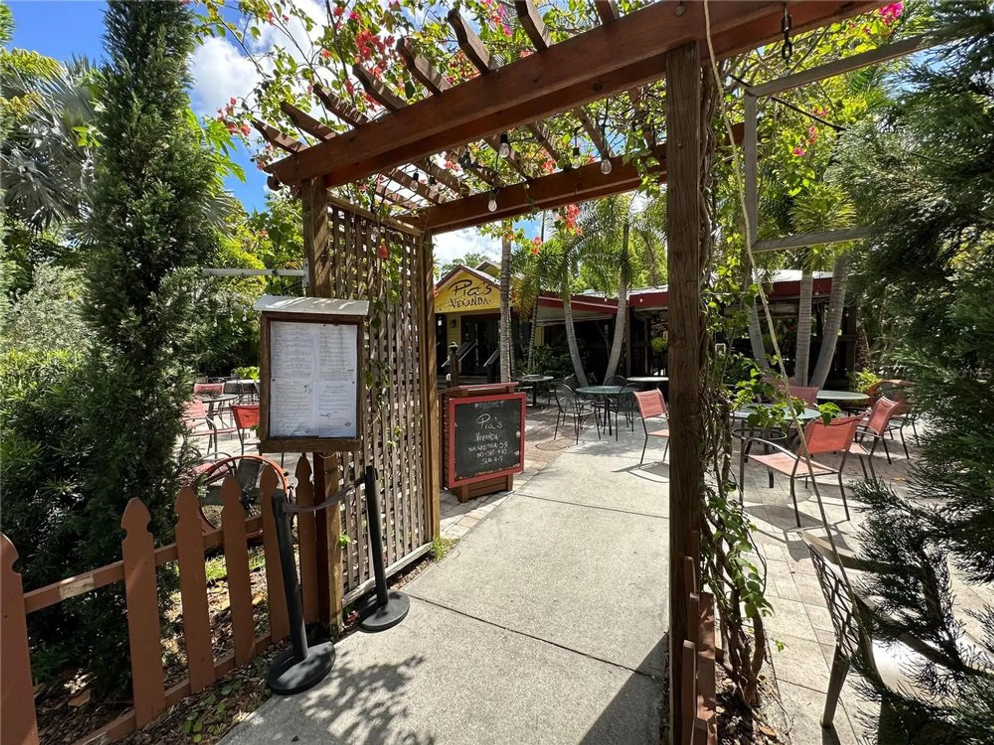 Property Slideshow image 90 of 99 | 5925 shore blvd 505, Gulfport, FL, 33707