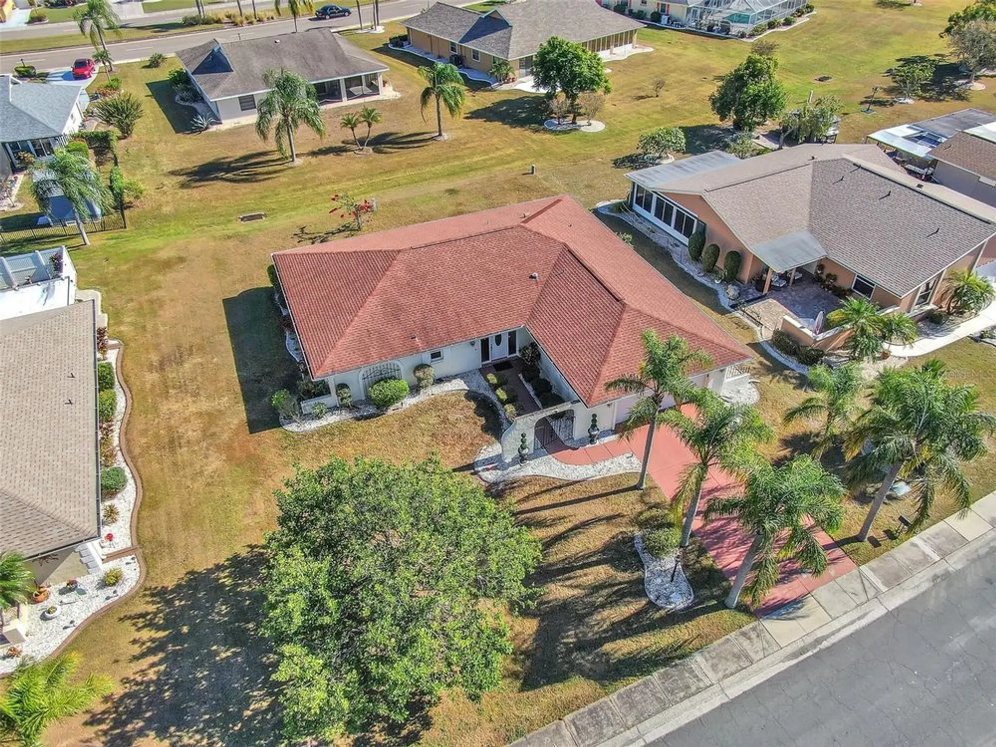 Property Slideshow image 26 of 30 | 1722 coco palm cir, Sun City Center, FL, 33573