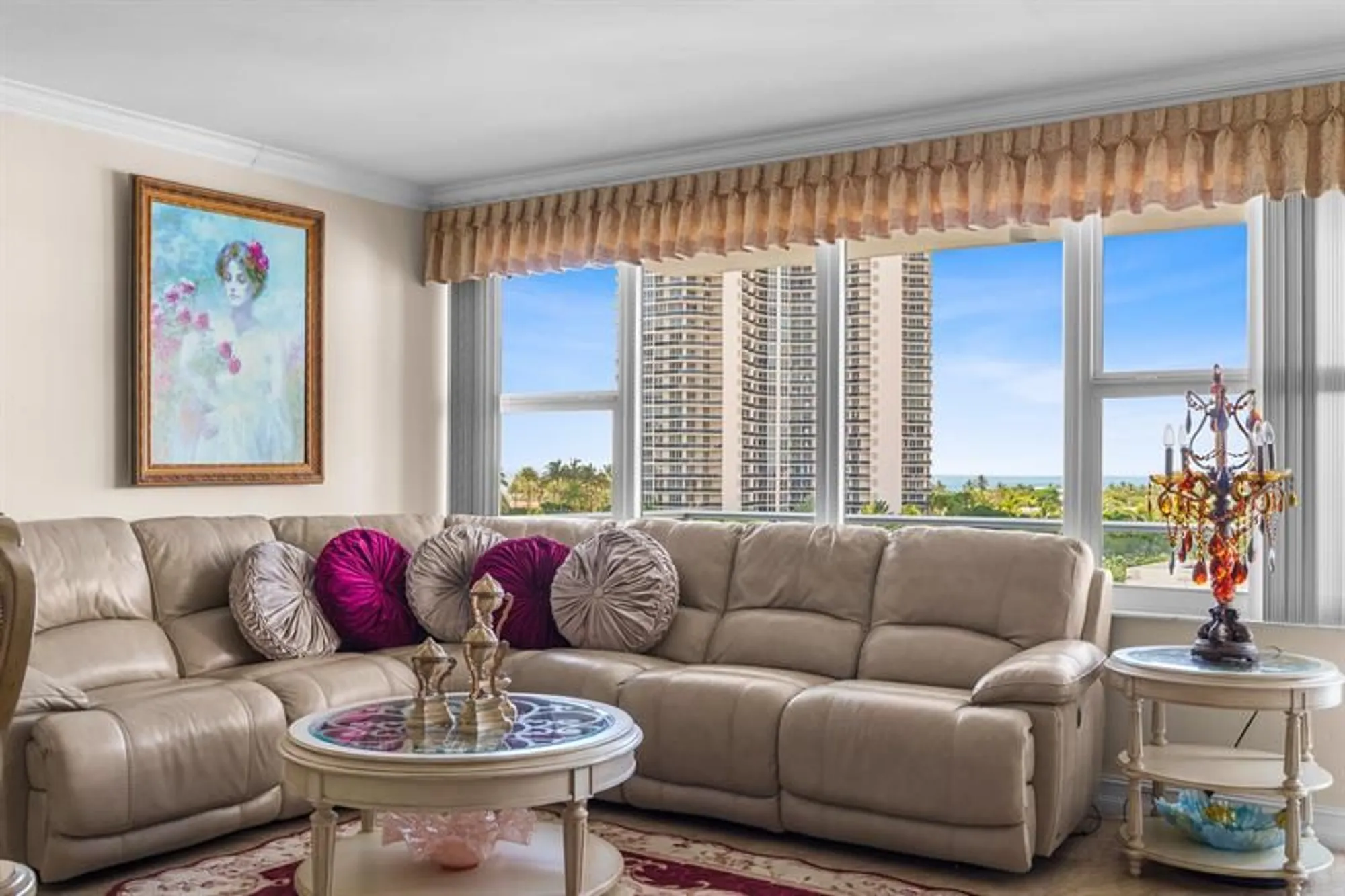 Property Slideshow image 9 of 48 | 3333 ne 34th st 810, Fort Lauderdale, FL, 33308