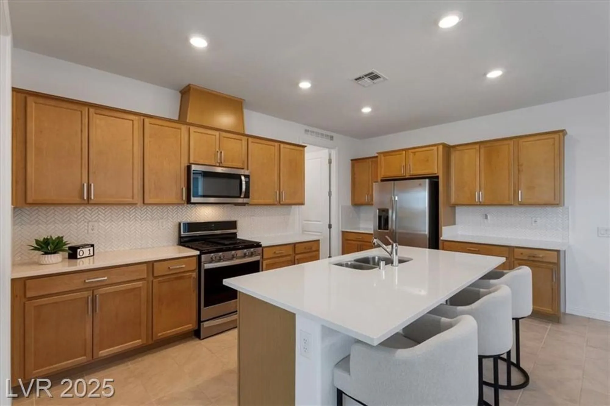 Property Slideshow image 5 of 36 | 2261 cold canyon ave, North Las Vegas, NV, 89086