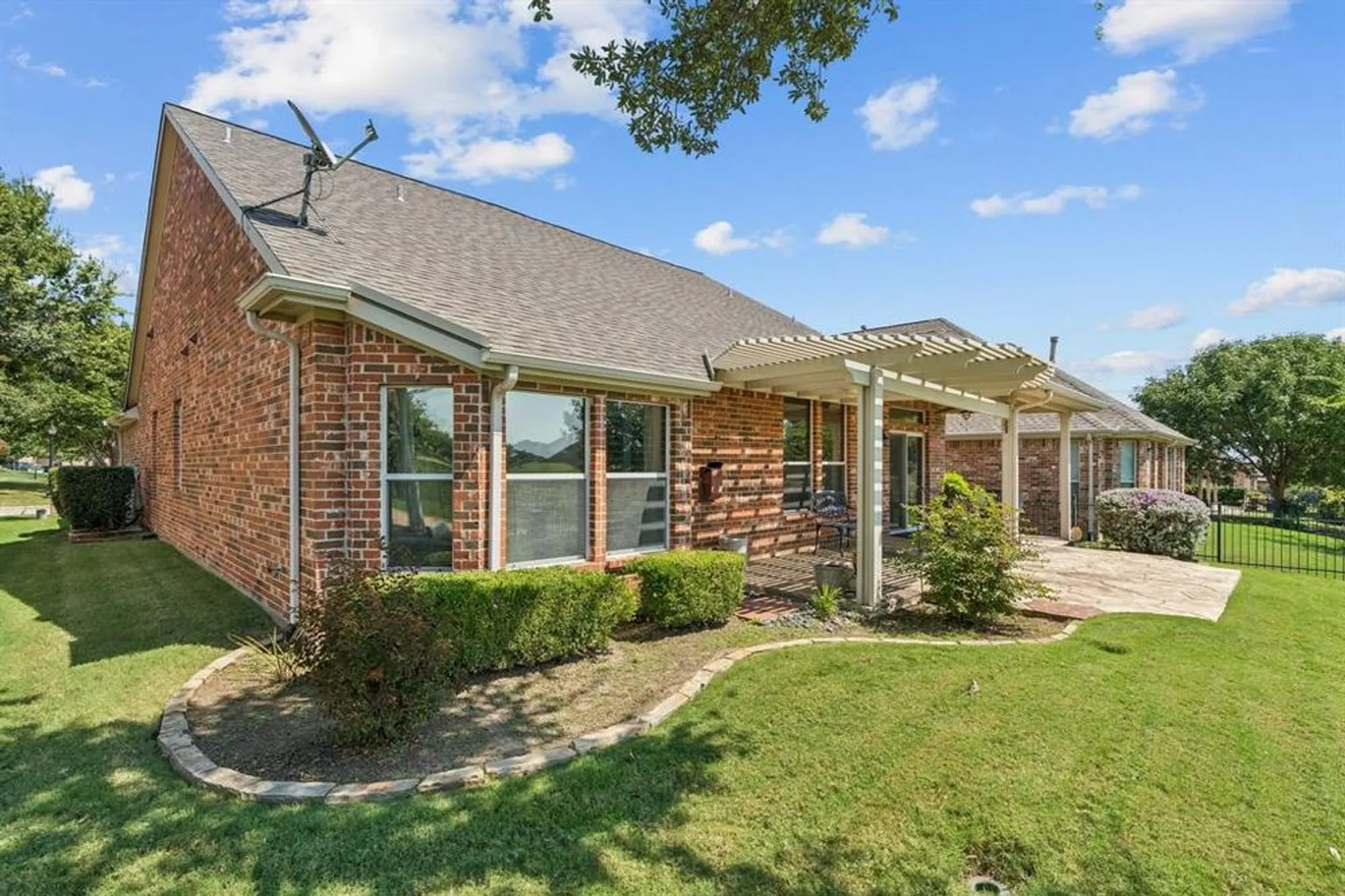 Property Slideshow image 24 of 32 | 7313 reflection bay dr, Frisco, TX, 75036