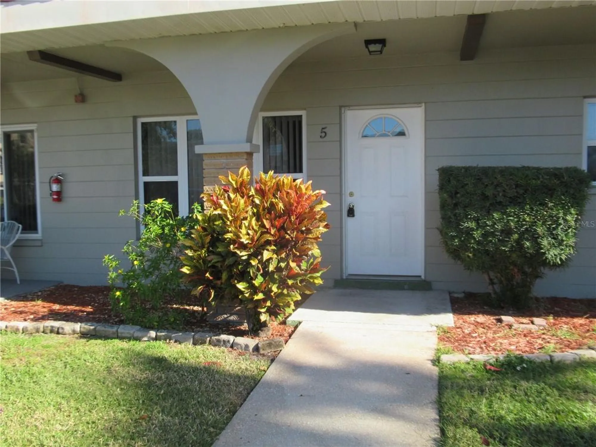 Property Slideshow image 1 of 23 | 2073 denmark st 5, Clearwater, FL, 33763