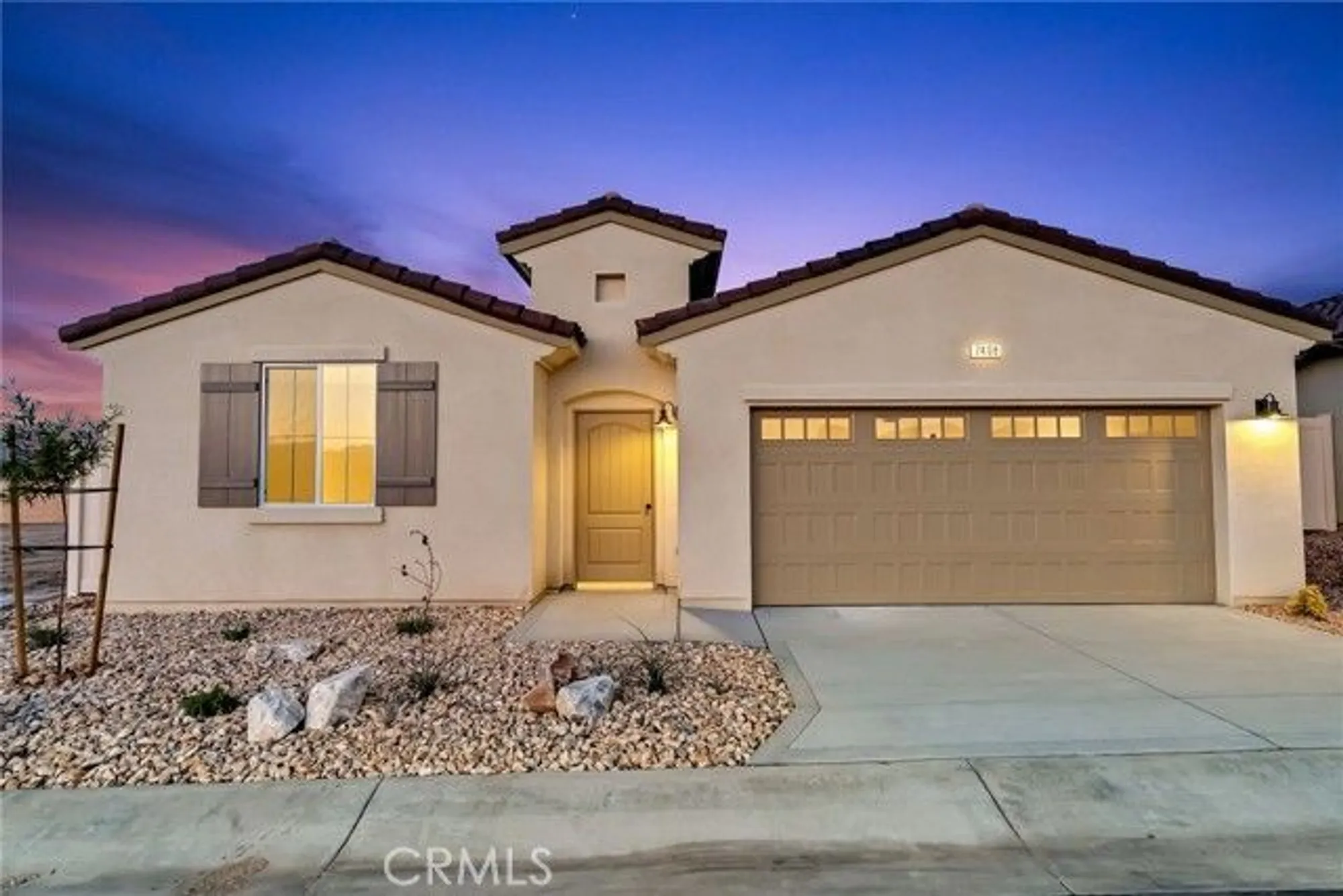 Property Slideshow image 2 of 29 | 7408 desert sky dr, Yucca Valley, CA, 92284