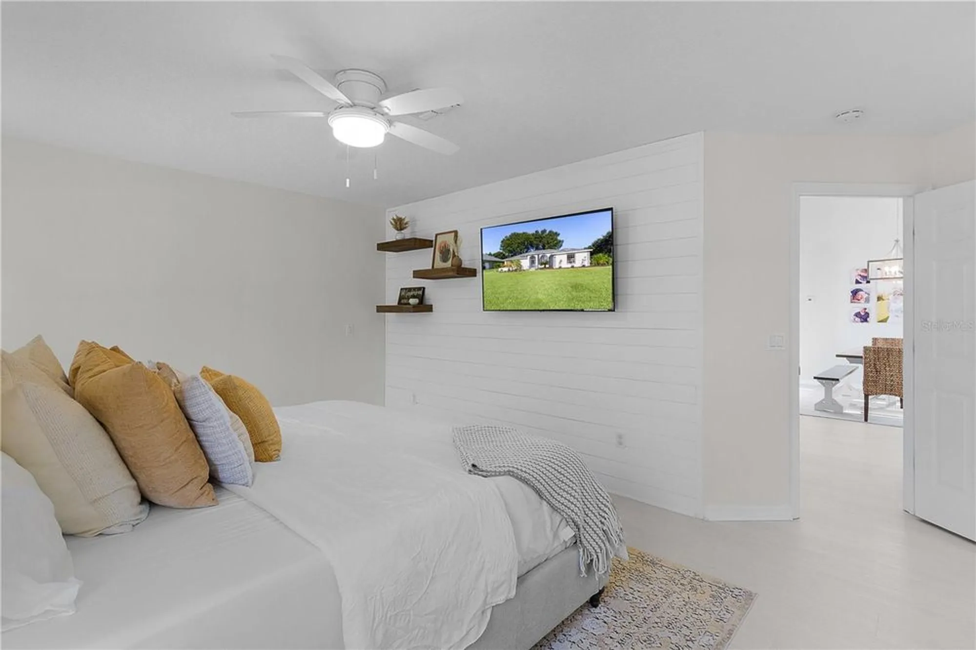 Property Slideshow image 35 of 86 | 5252 grove mnr, Lady Lake, FL, 32159