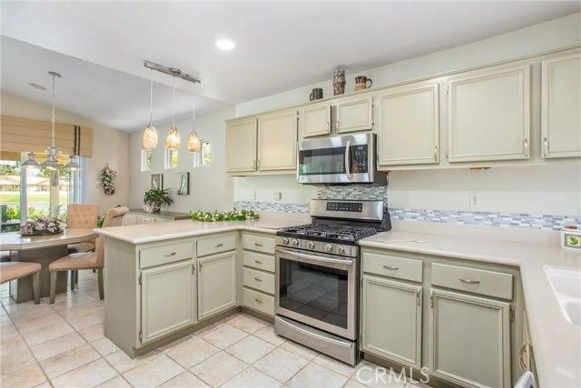 Property Slideshow image 16 of 44 | 840 twin hills dr, Banning, CA, 92220