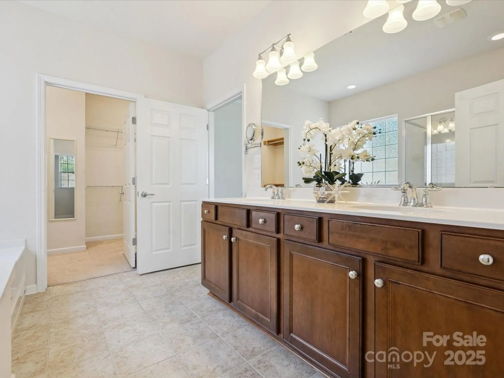 Property Slideshow image 22 of 44 | 8036 crater lake dr, Fort Mill, SC, 29707