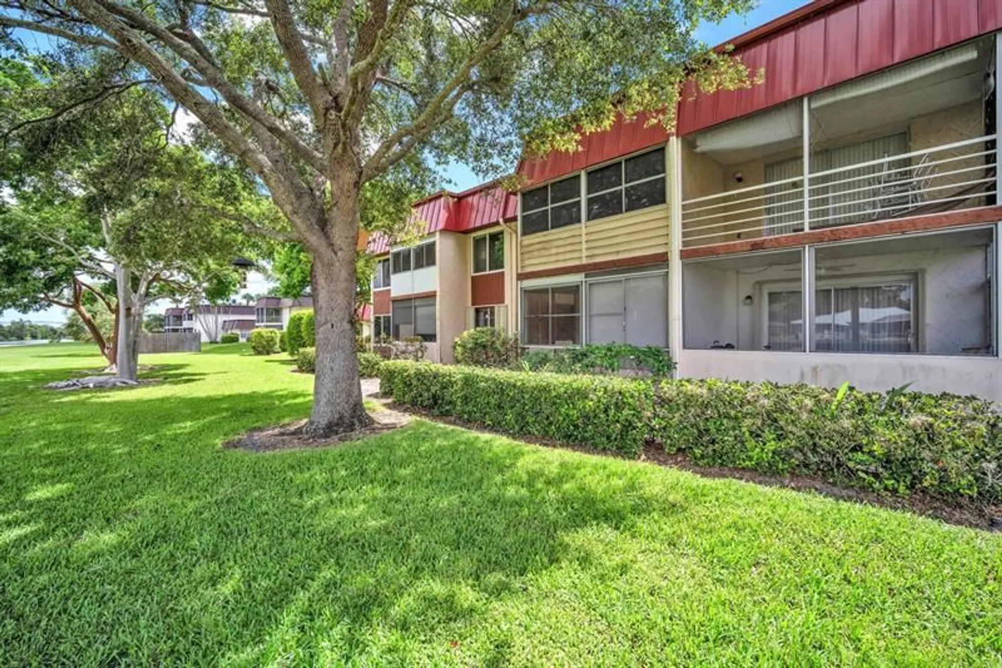 Property Slideshow image 7 of 33 | 12025 w greenway dr apt 104, Royal Palm Beach, FL, 33411