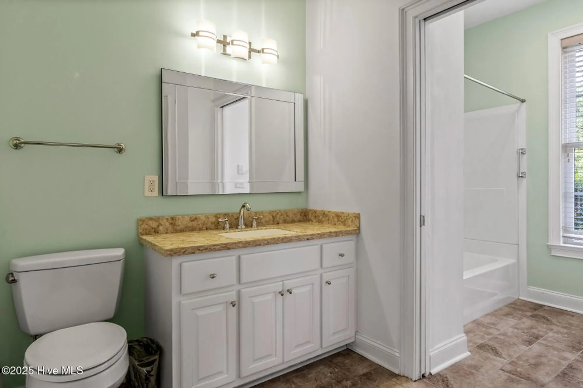 Property Slideshow image 33 of 56 | 554 lizmore pl, Ocean Isle Beach, NC, 28469