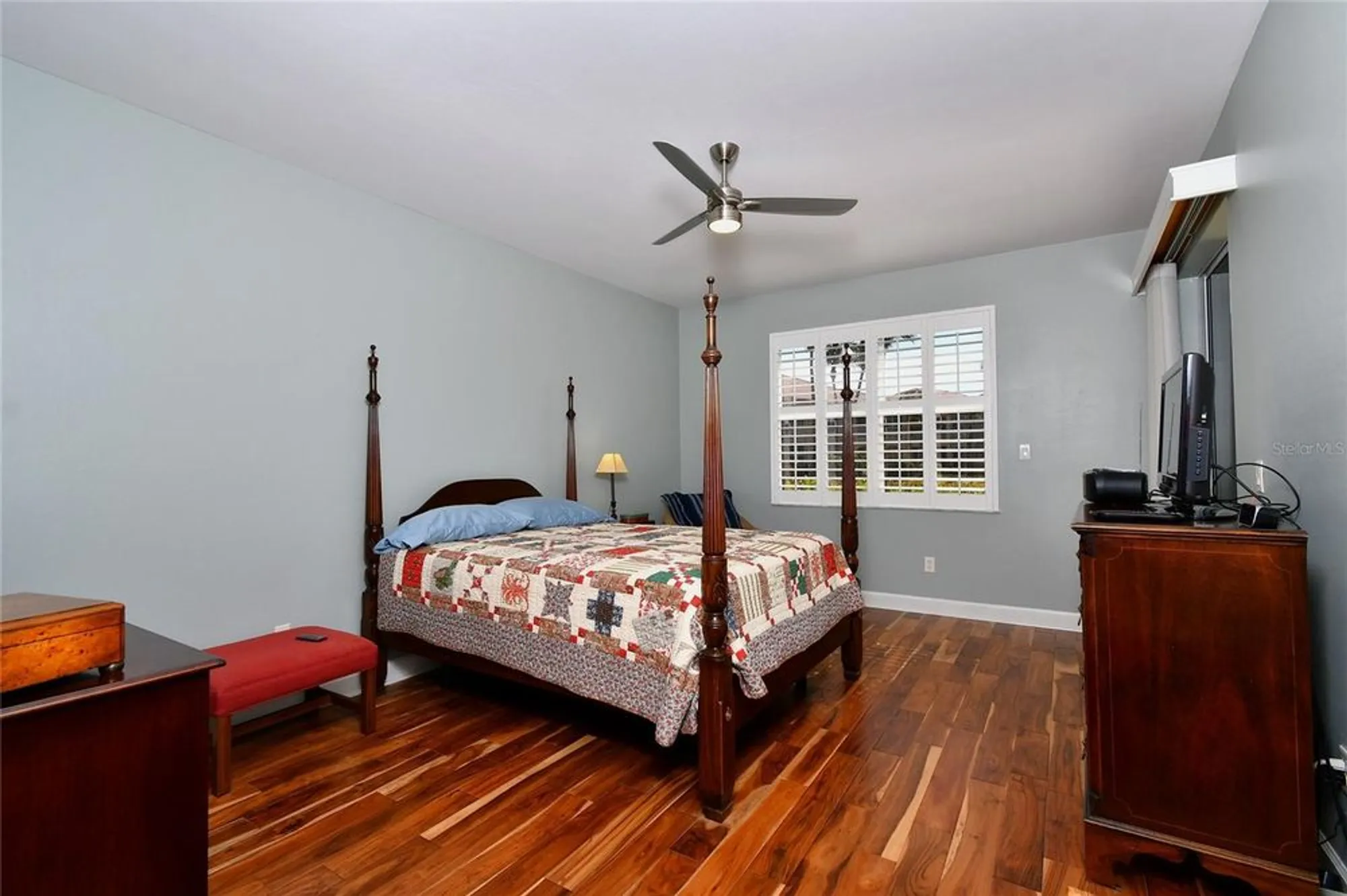 Property Slideshow image 20 of 31 | 3336 sunset key cir b, Punta Gorda, FL, 33955