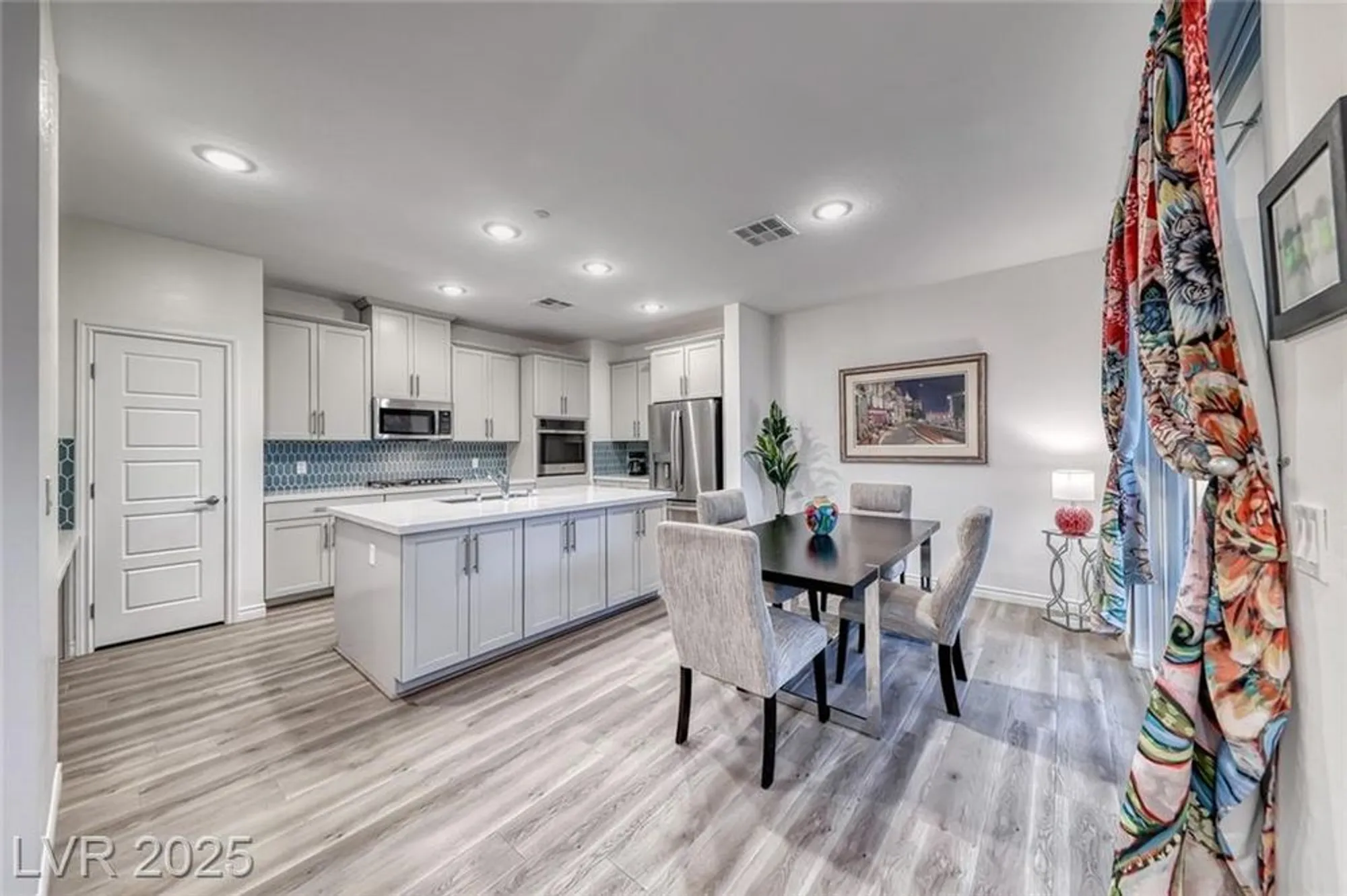 Property Slideshow image 19 of 57 | 2555 hampton rd 9308, Henderson, NV, 89052