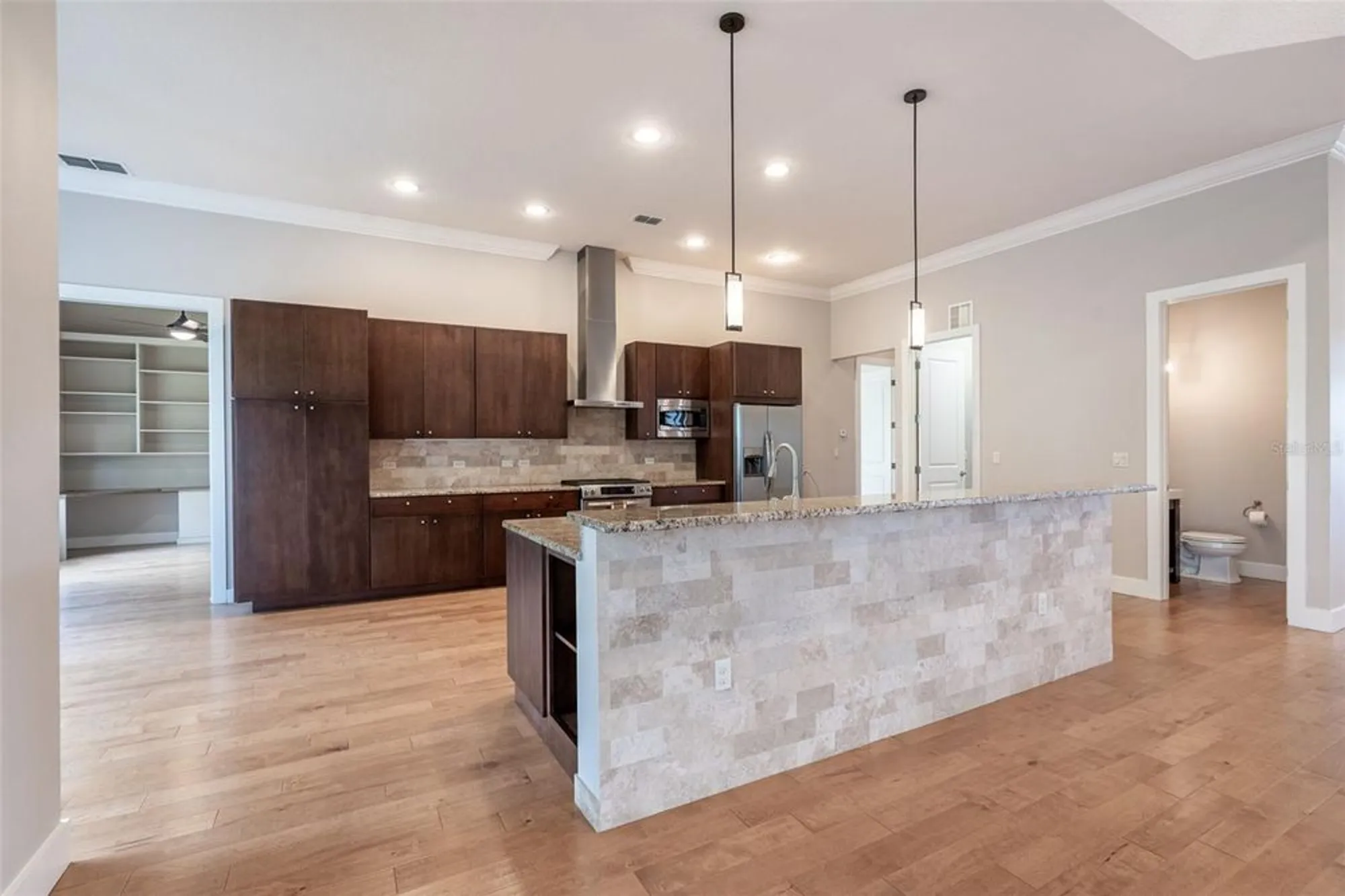 Property Slideshow image 12 of 66 | 2884 highland view cir, Clermont, FL, 34711