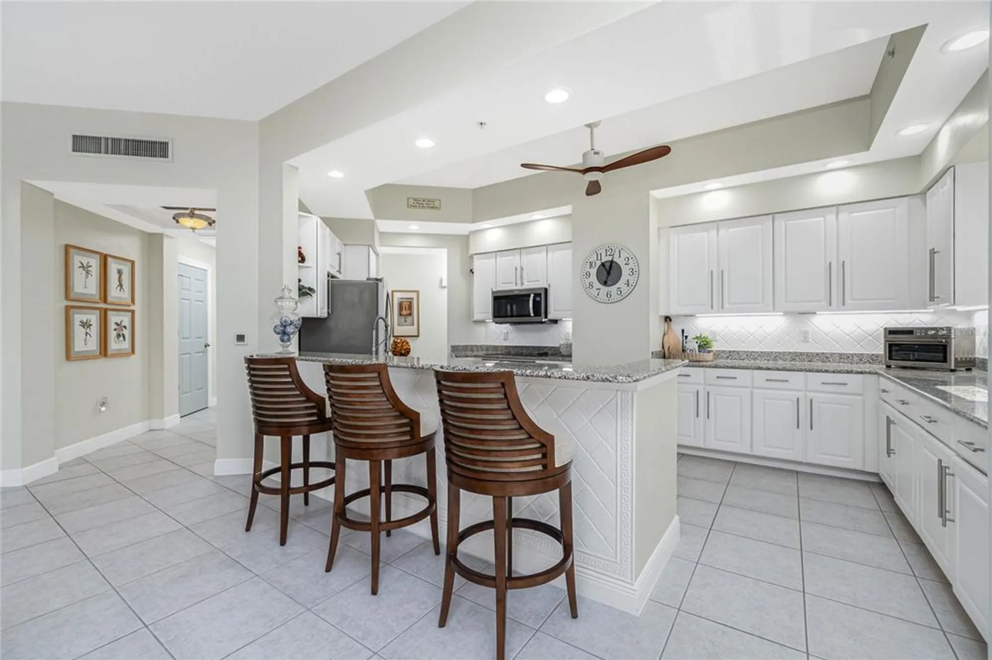 Property Slideshow image 14 of 65 | 3313 sunset key cir 701, Punta Gorda, FL, 33955