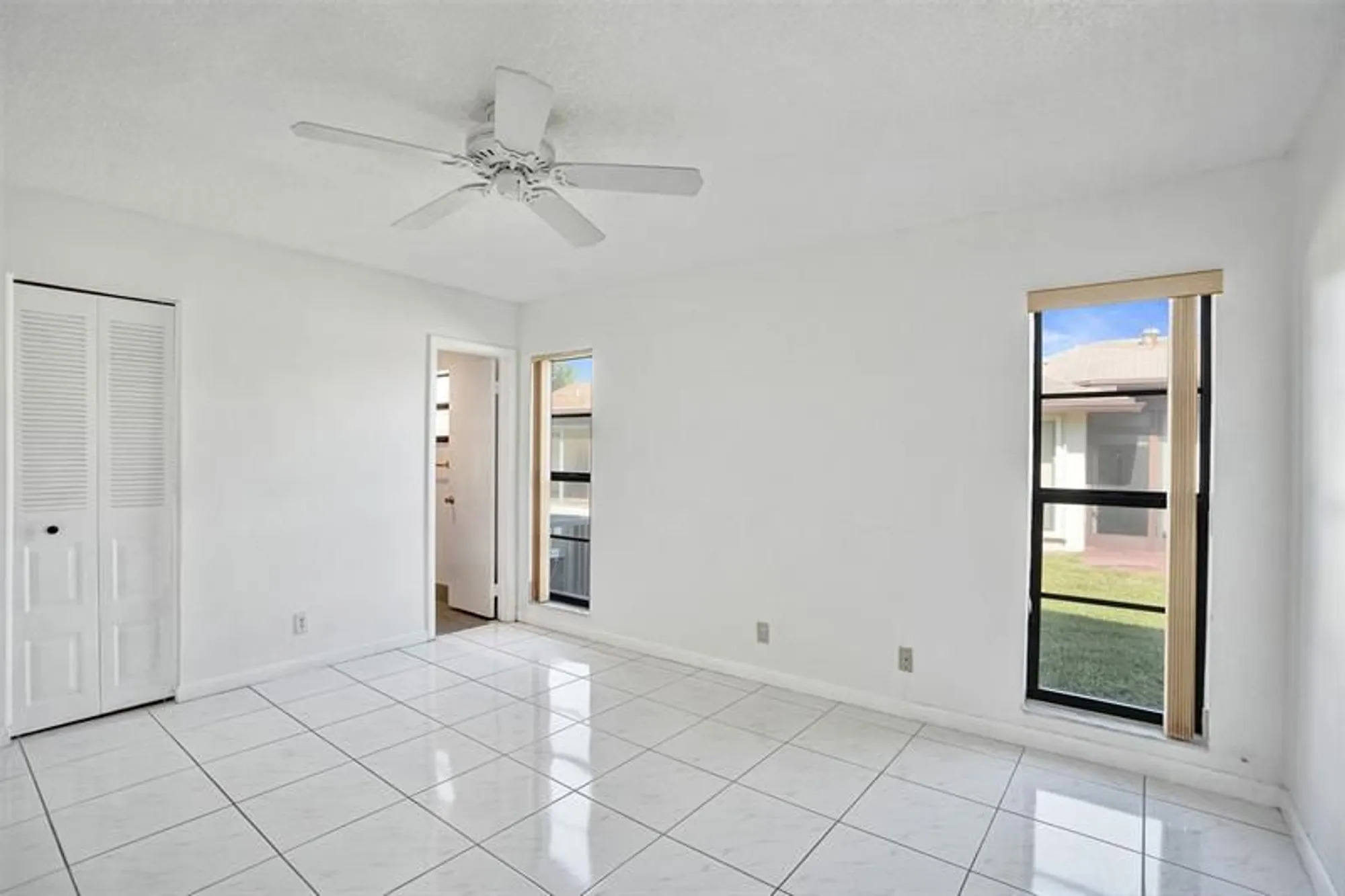 Property Slideshow image 21 of 68 | 2359 sw 16th dr, Deerfield Beach, FL, 33442