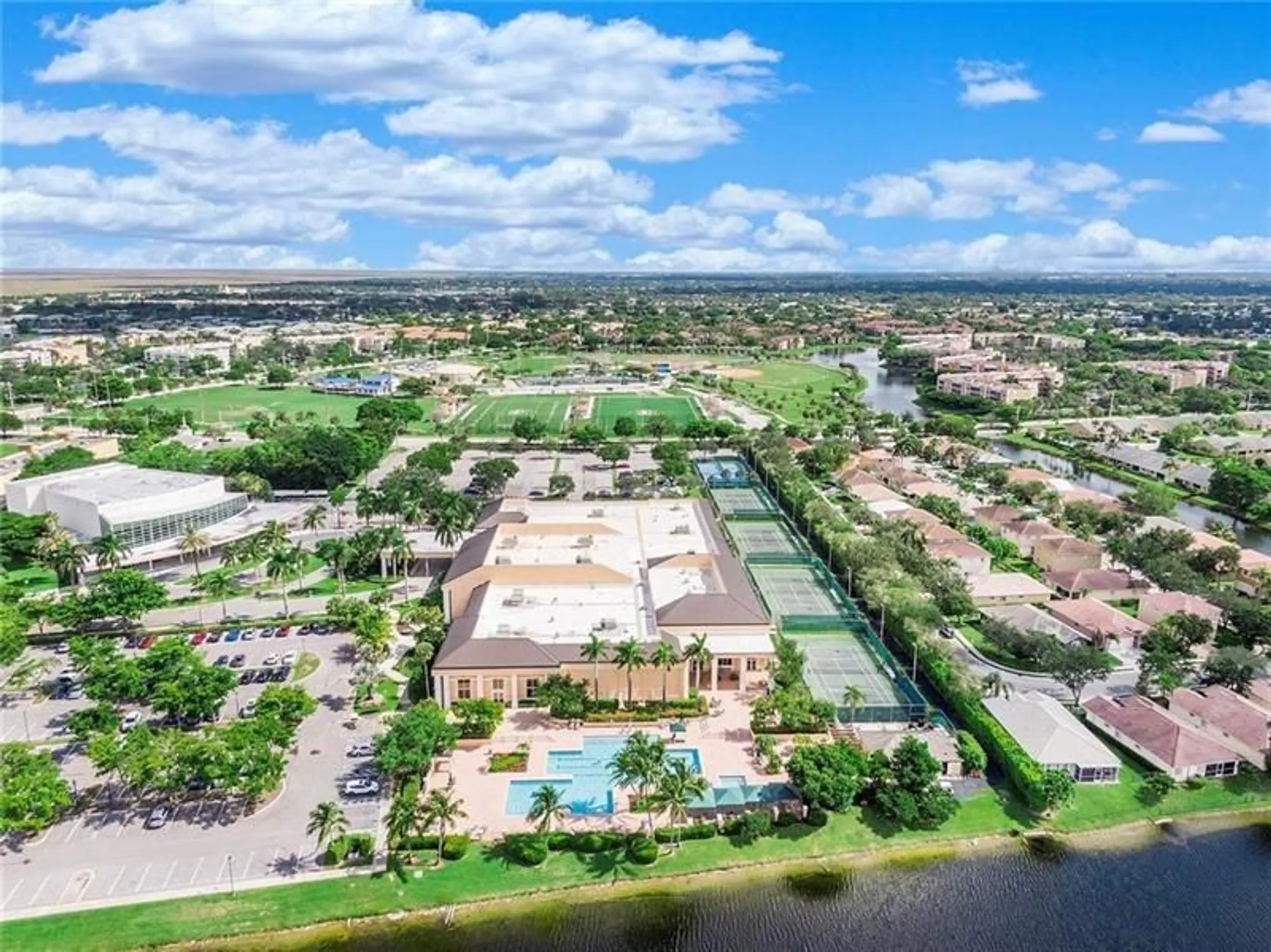 Property Slideshow image 67 of 71 | 7512 n devon dr 210, Tamarac, FL, 33321