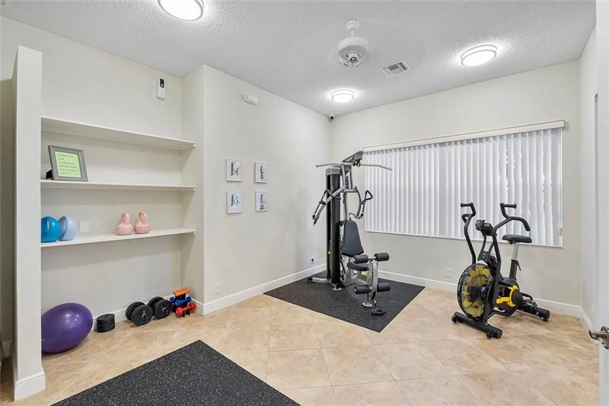 Property Slideshow image 33 of 43 | 120 sausalito dr, Boynton Beach, FL, 33436