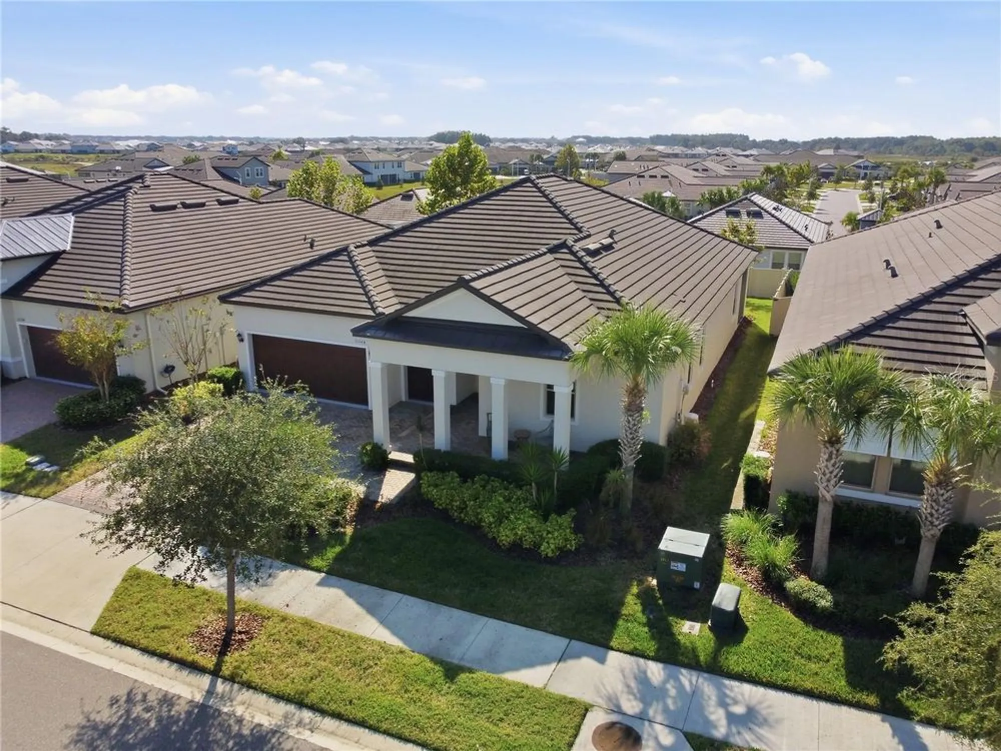 Property Slideshow image 11 of 99 | 31548 cabana rye ave, San Antonio, FL, 33576