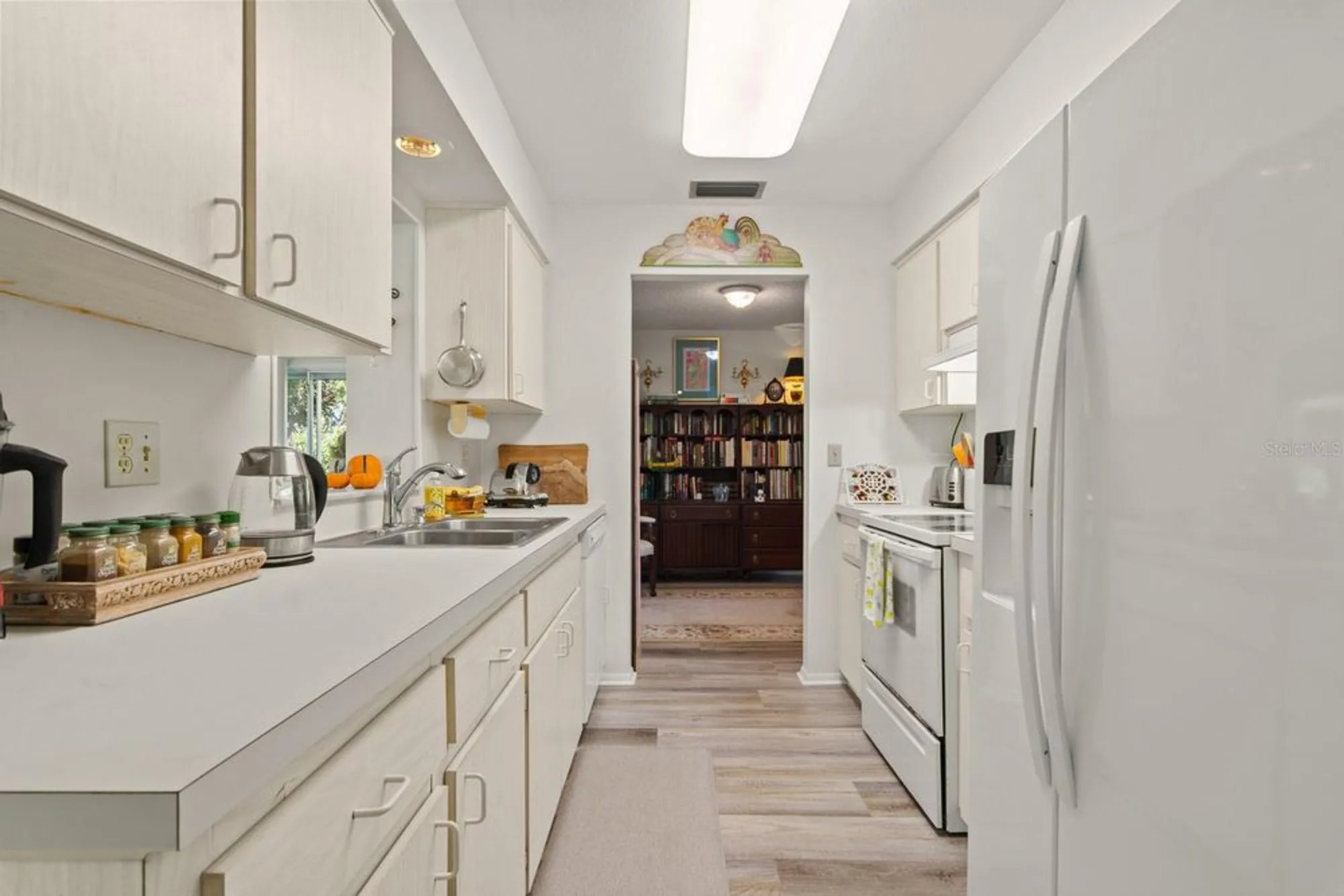 Property Slideshow image 25 of 45 | 1212 timberbrooke dr, Palm Harbor, FL, 34684