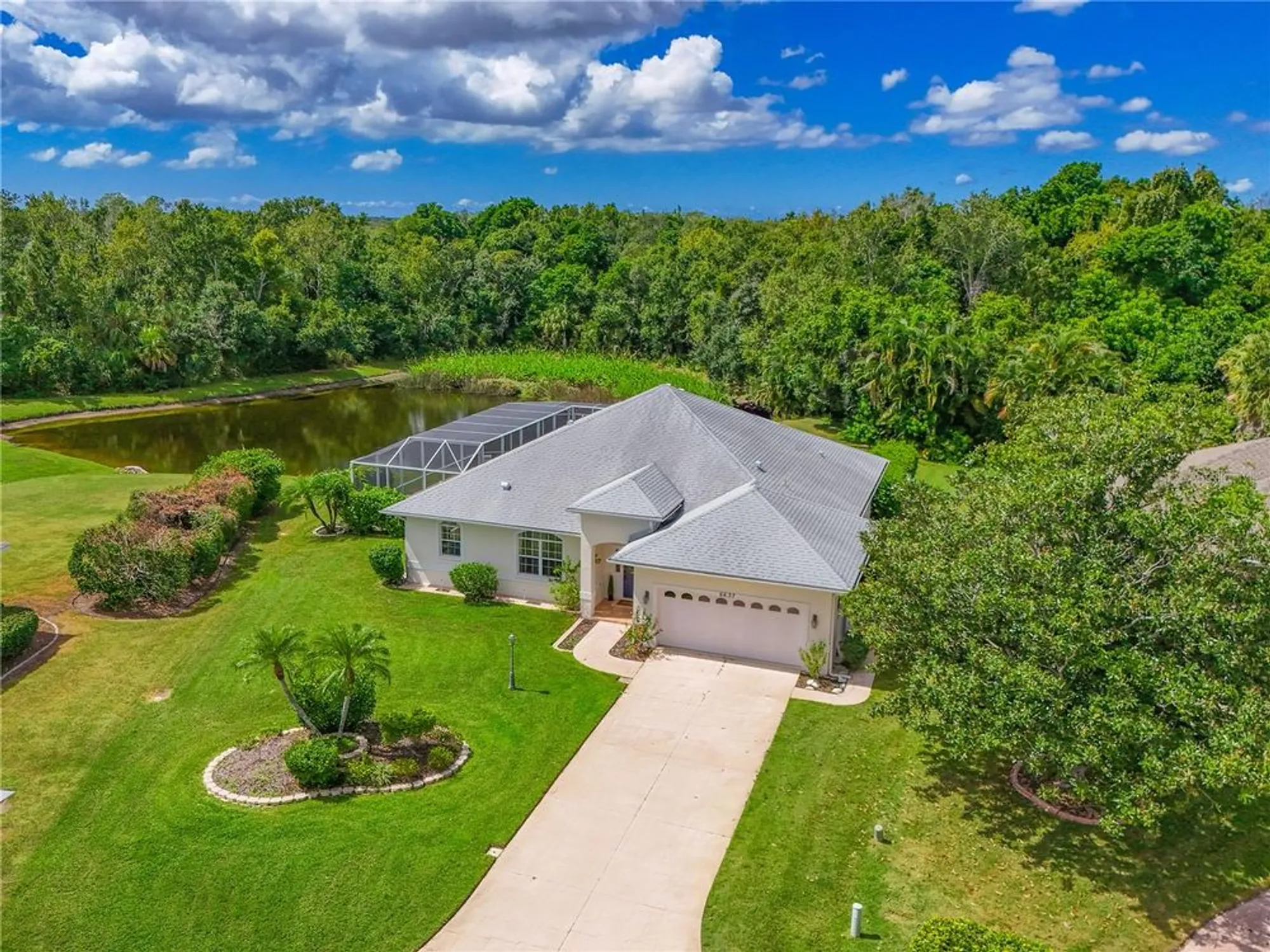 Property Slideshow image 2 of 73 | 6637 pleasant hill rd, Bradenton, FL, 34203