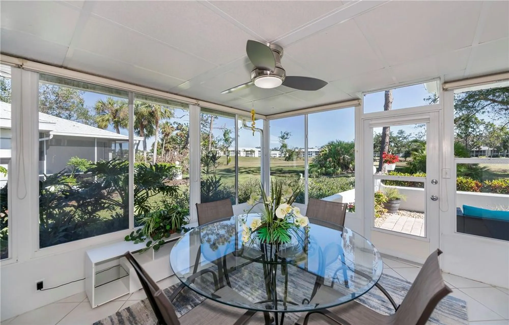 Property Slideshow image 27 of 59 | 262 cerromar way 53, Venice, FL, 34293