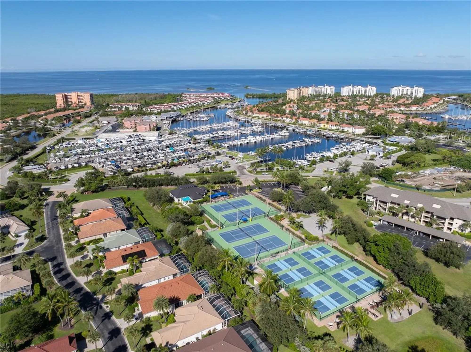 Property Slideshow image 15 of 58 | 112 islamorada blvd, Punta Gorda, FL, 33955