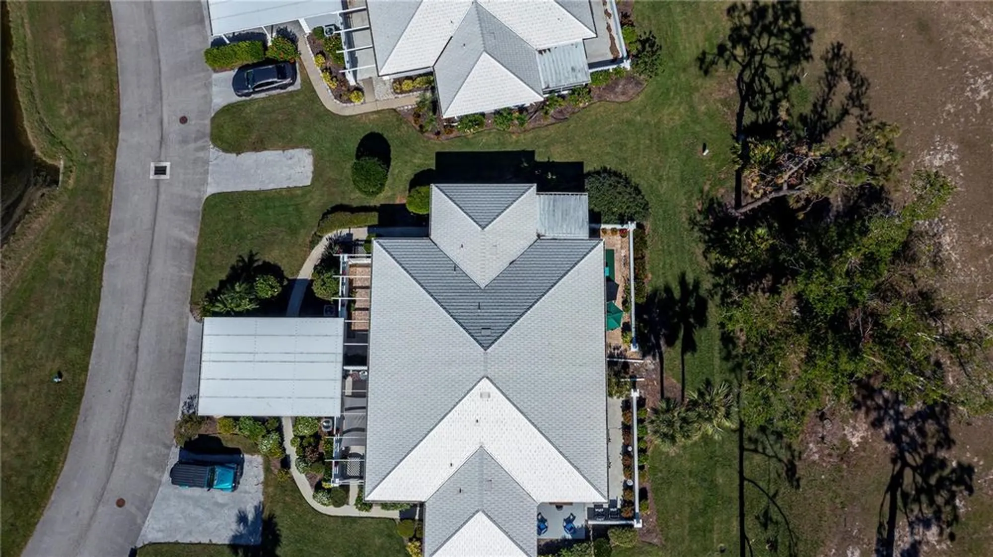 Property Slideshow image 7 of 59 | 262 cerromar way 53, Venice, FL, 34293