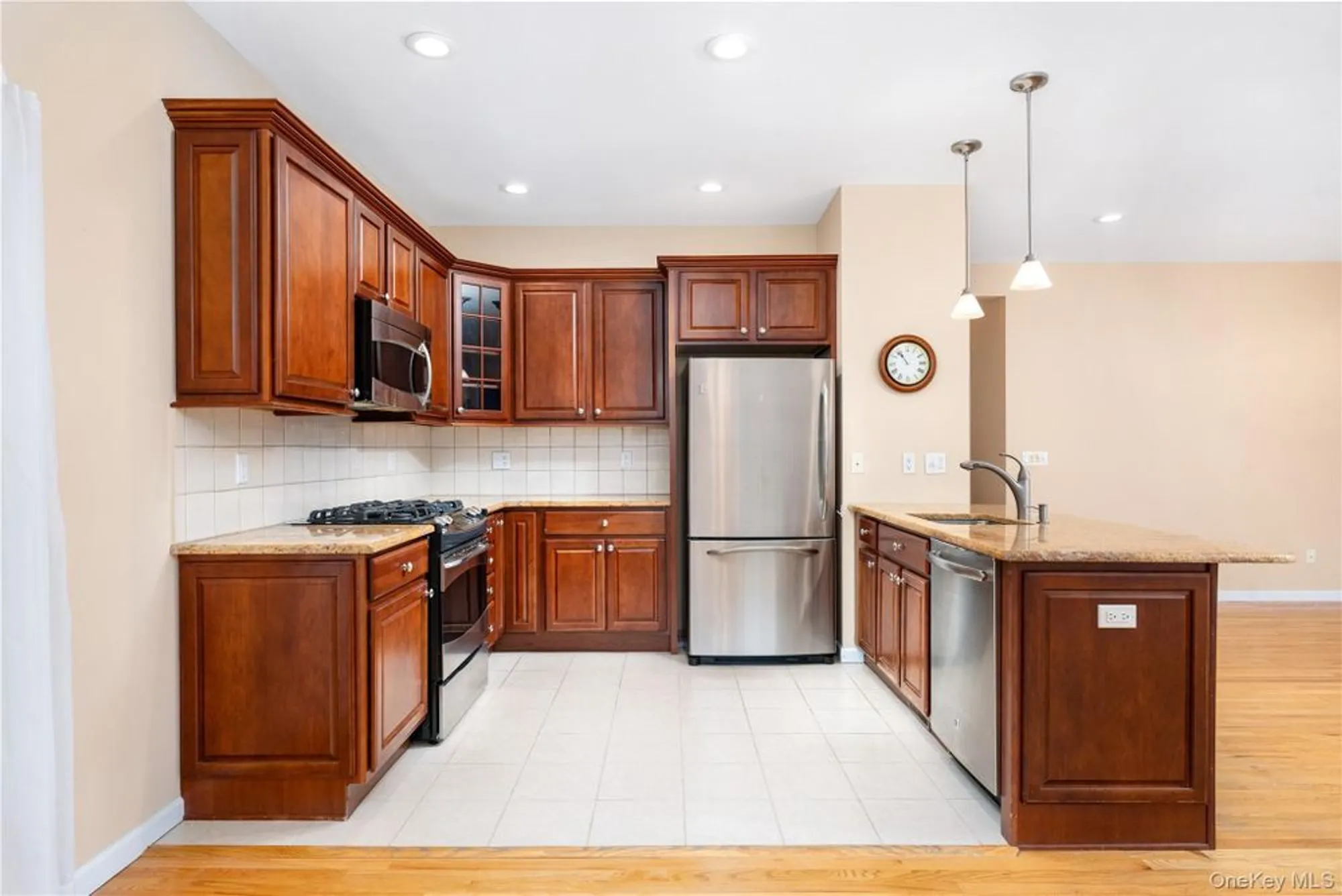 Property Slideshow image 10 of 38 | 230 ira rd # 230, Mount Sinai, NY, 11766