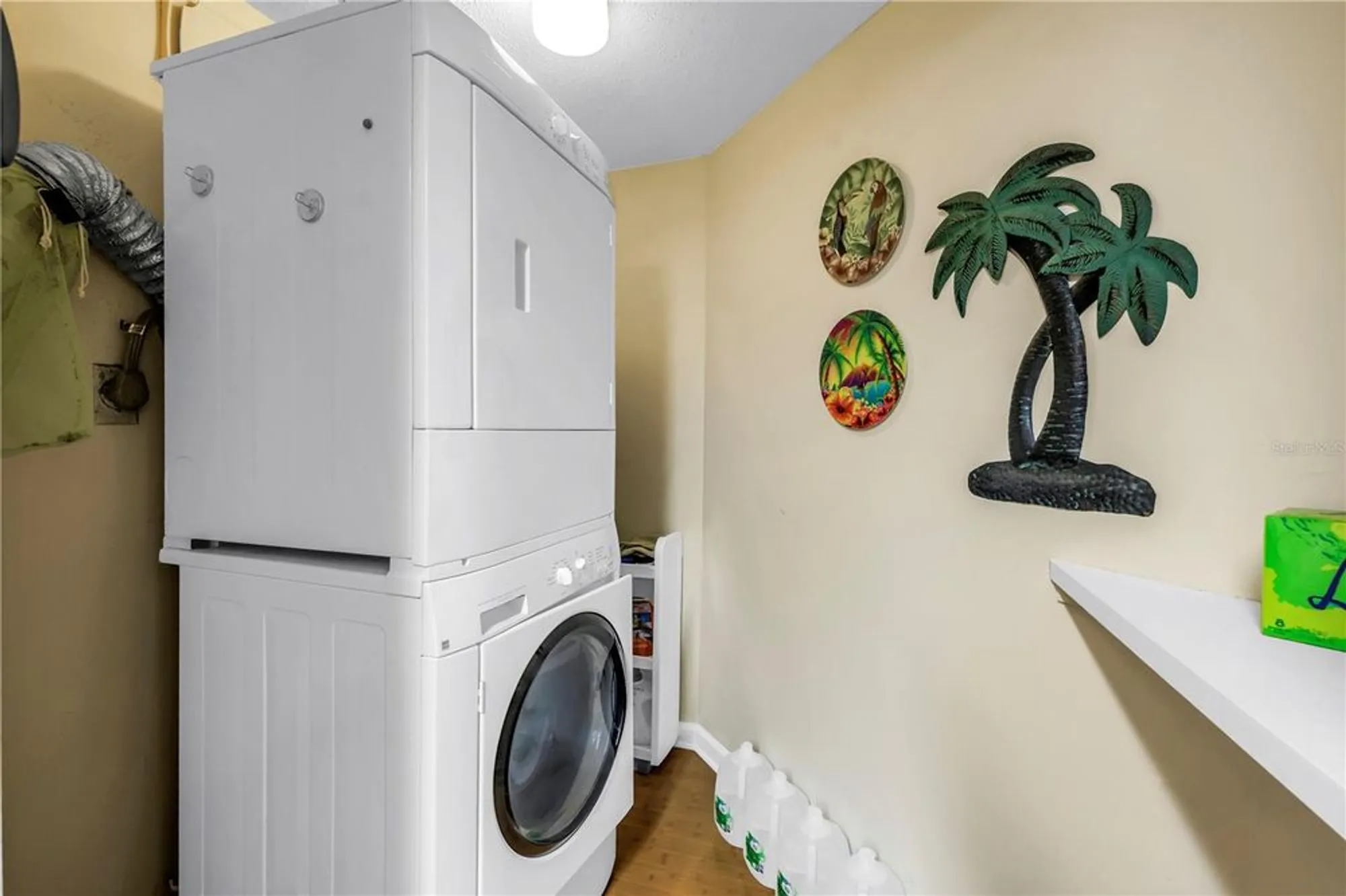 Property Slideshow image 7 of 36 | 6265 sun blvd apt 605, St Petersburg, FL, 33715