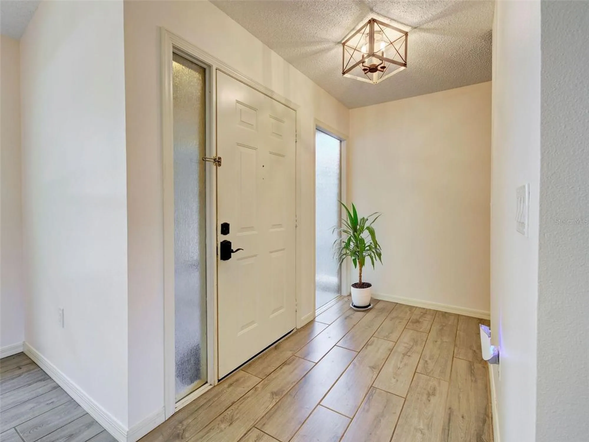 Property Slideshow image 13 of 68 | 263 southampton dr # 301, Venice, FL, 34293